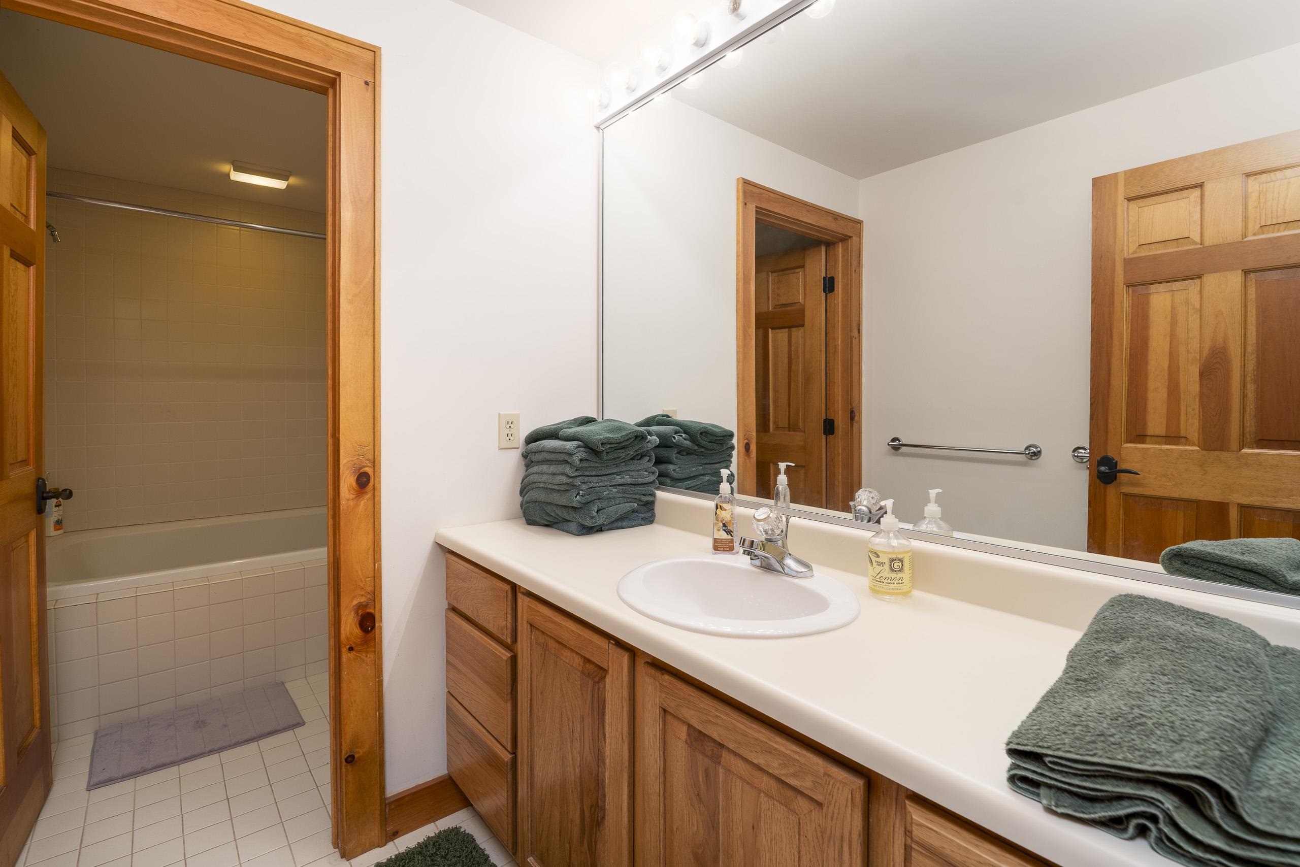 182 Bearly Hi Way Property Photo 47