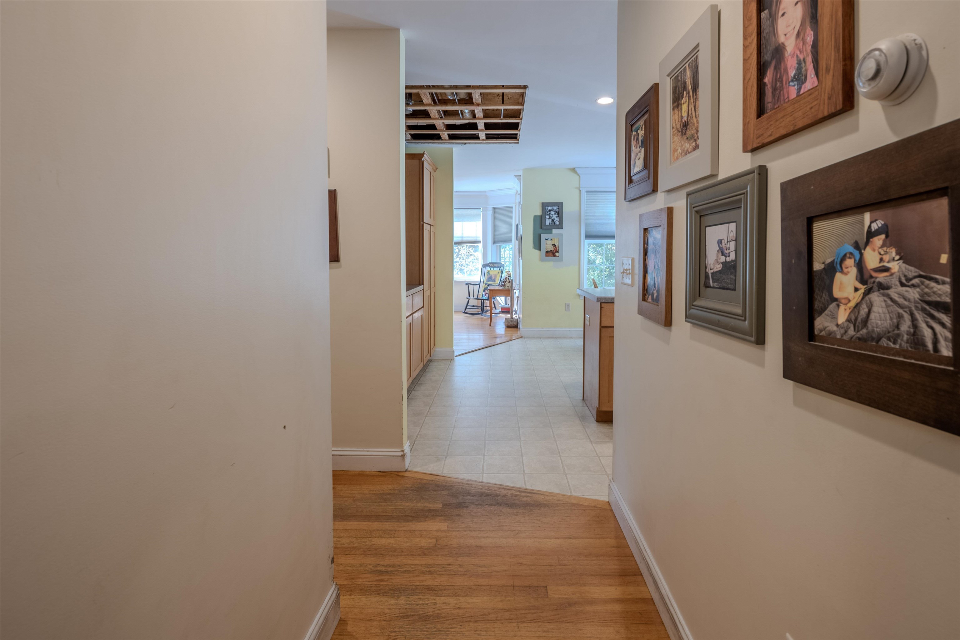 633 1st Crown Point Road Property Photo 11