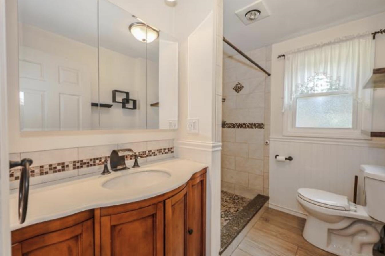 1 Gumpas Hill Road Property Photo 18