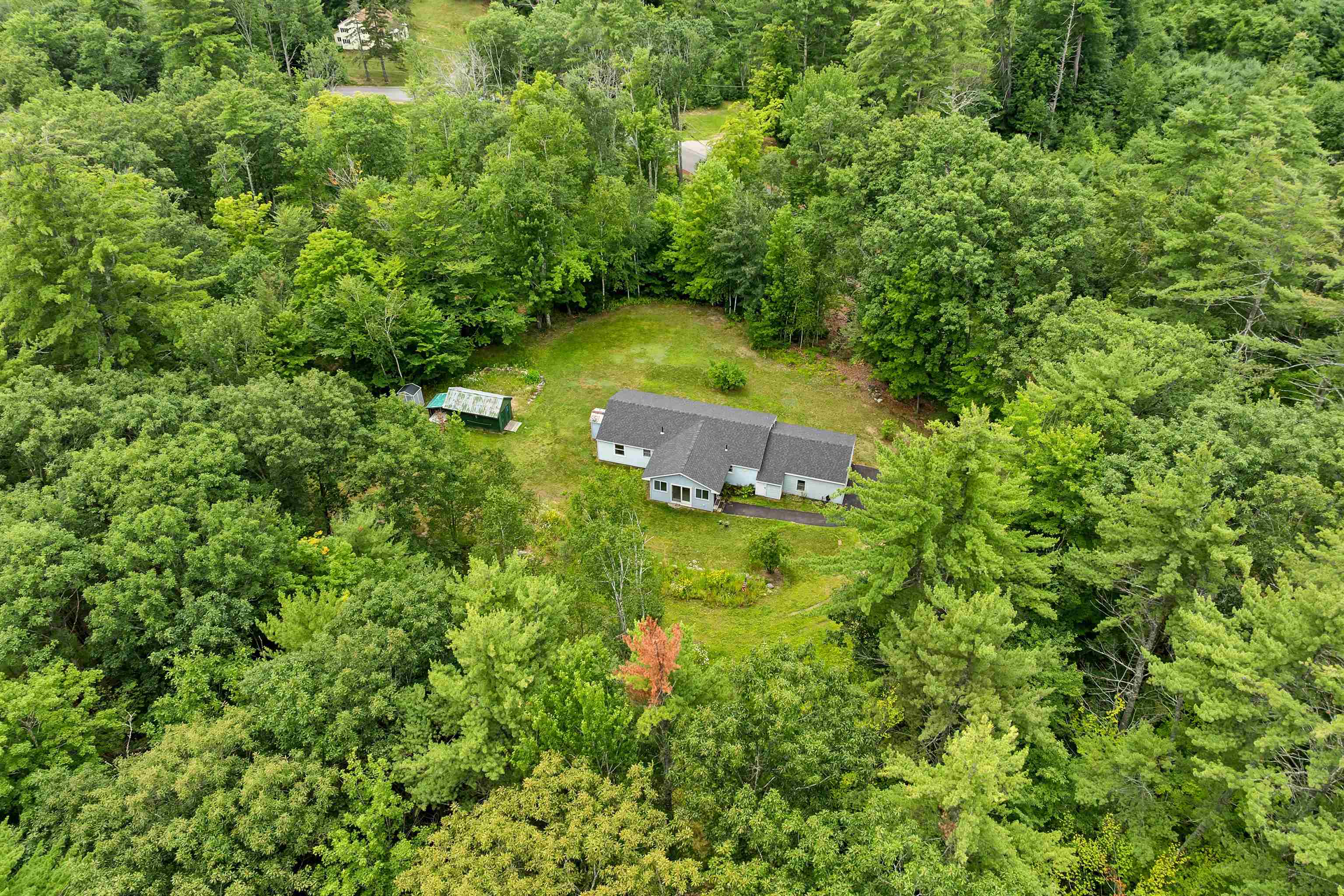 410 Sheridan Road Property Photo 4
