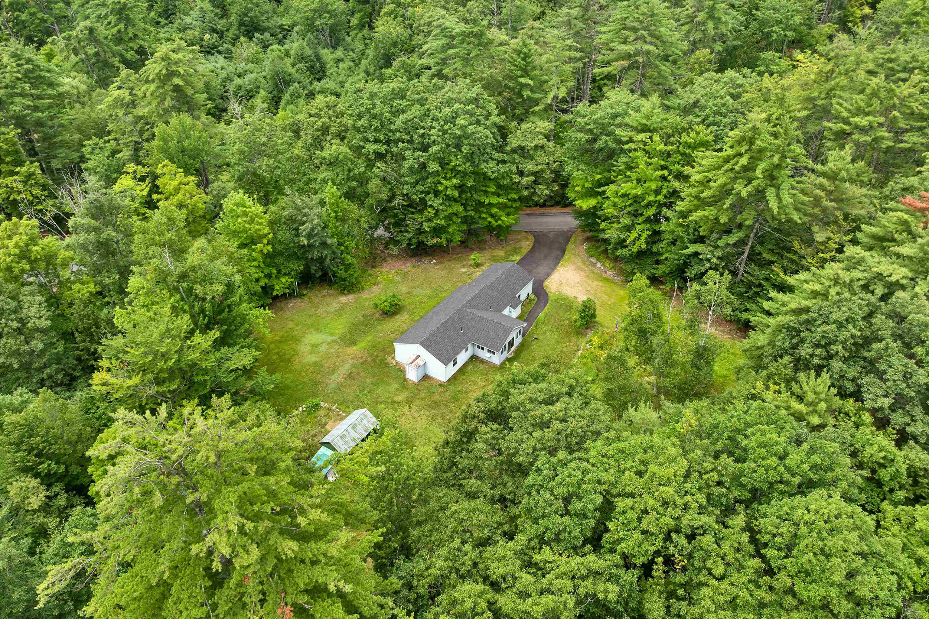 410 Sheridan Road Property Photo 7