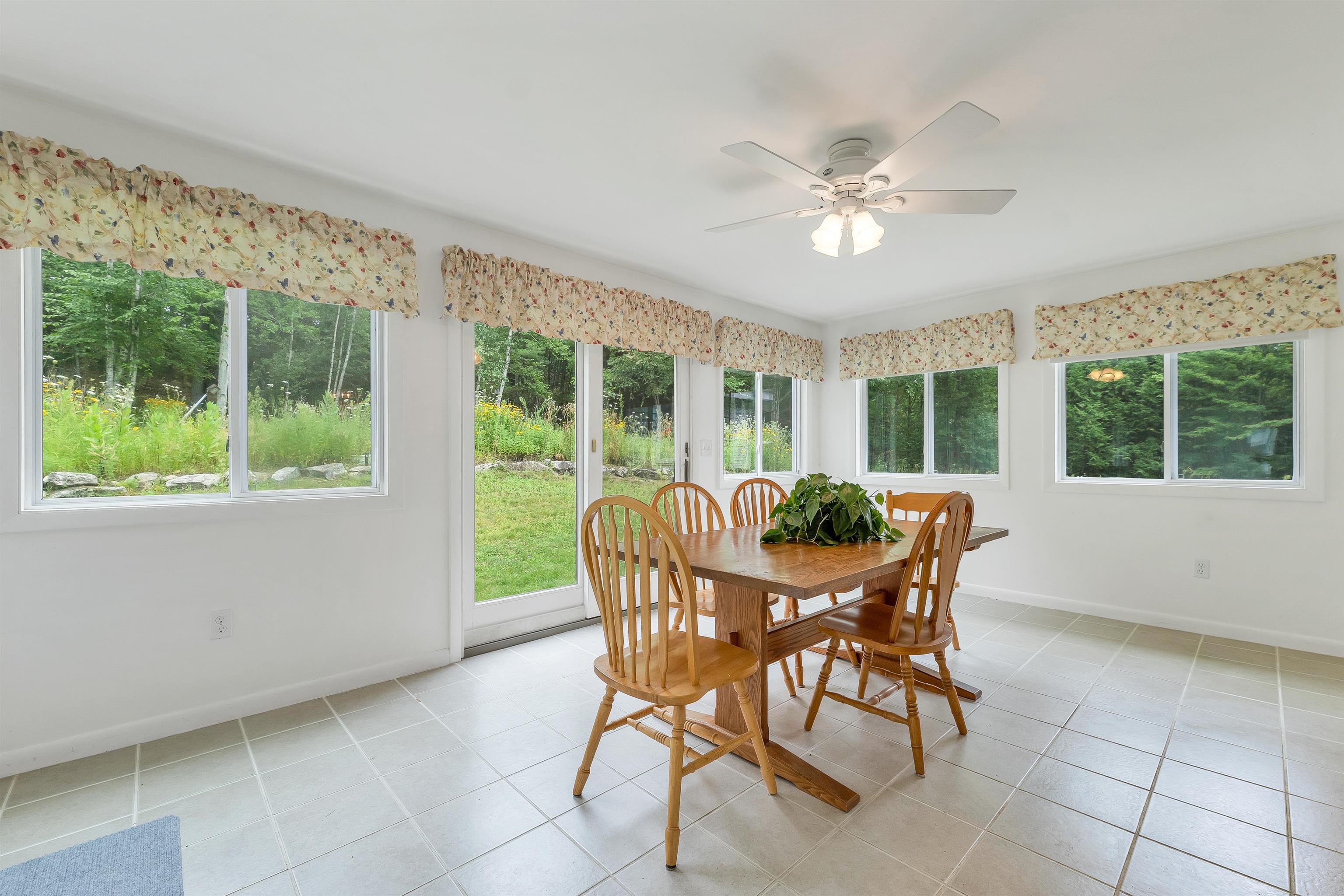 410 Sheridan Road Property Photo 8