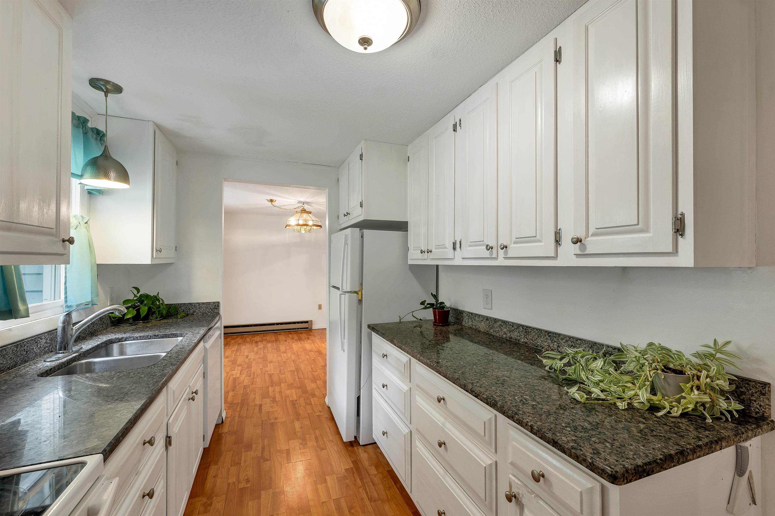 410 Sheridan Road Property Photo 12