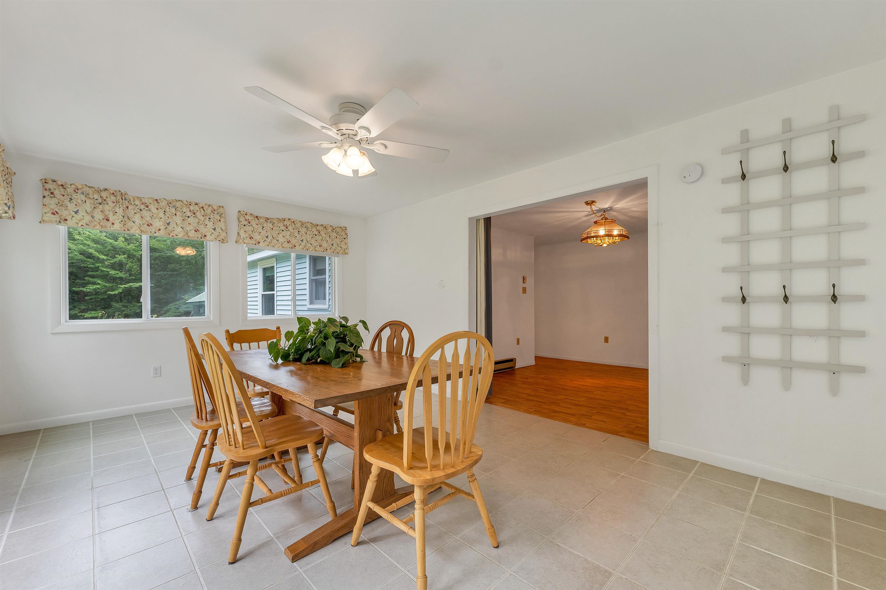 410 Sheridan Road Property Photo 15