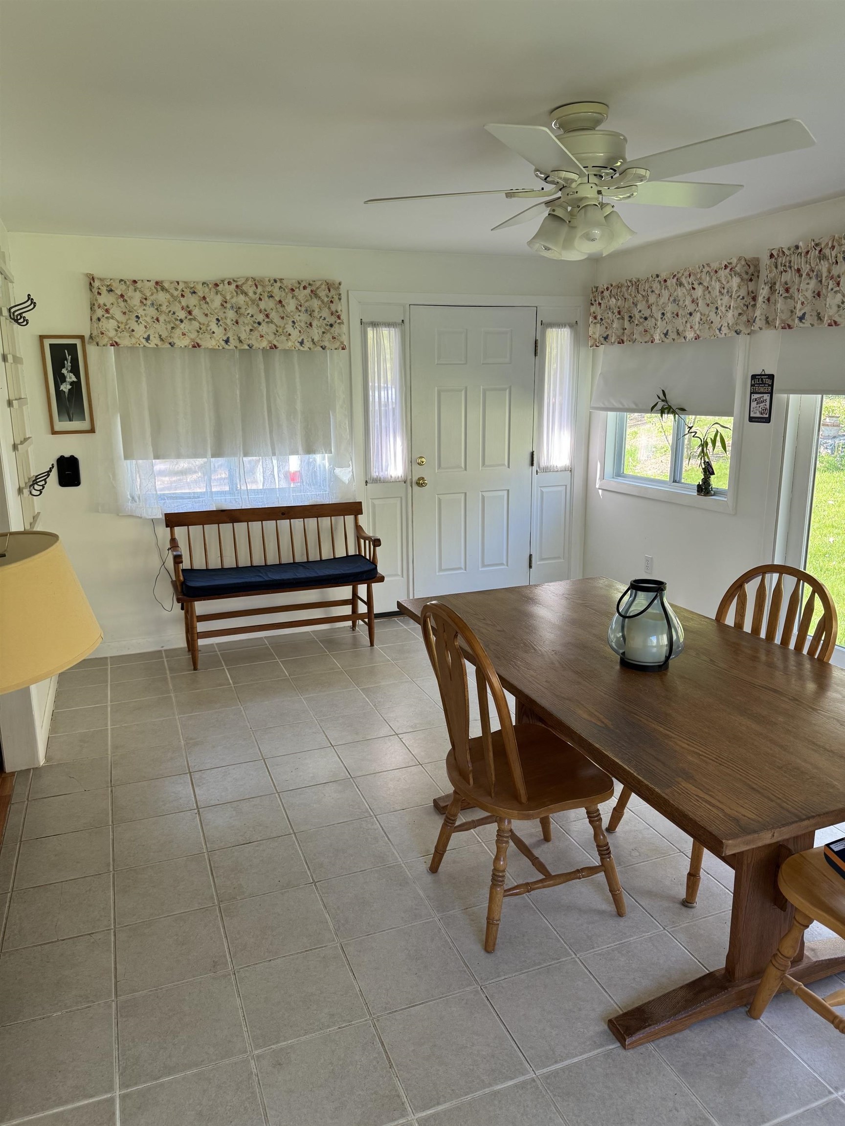 410 Sheridan Road Property Photo 18