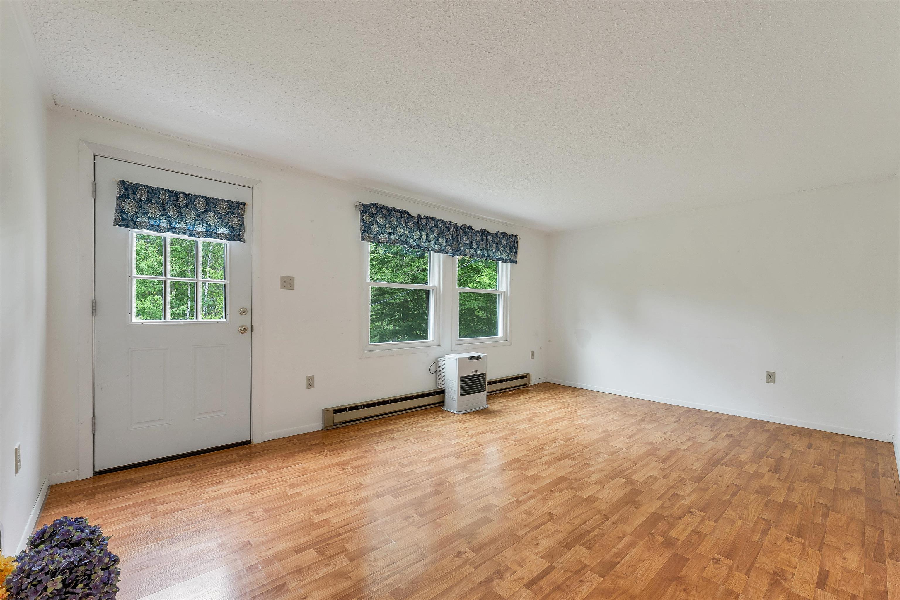 410 Sheridan Road Property Photo 28