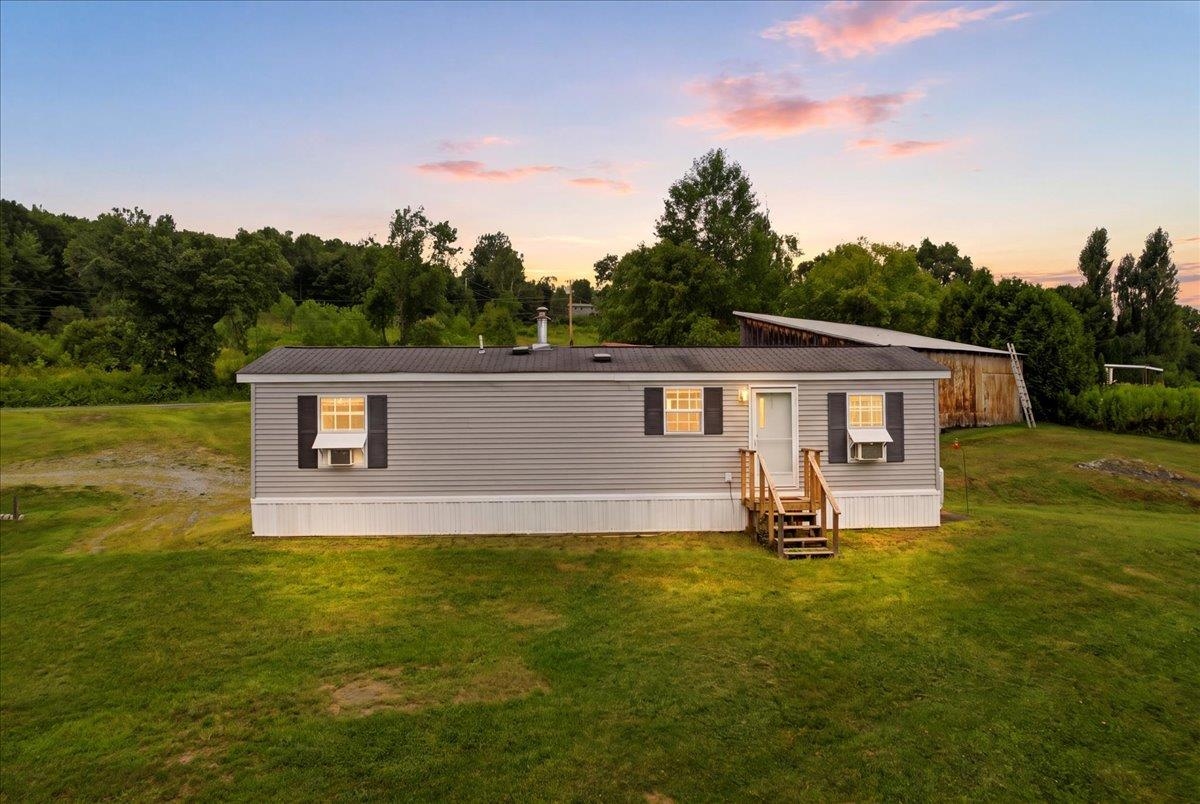 1566 Monroe Road Property Photo 1