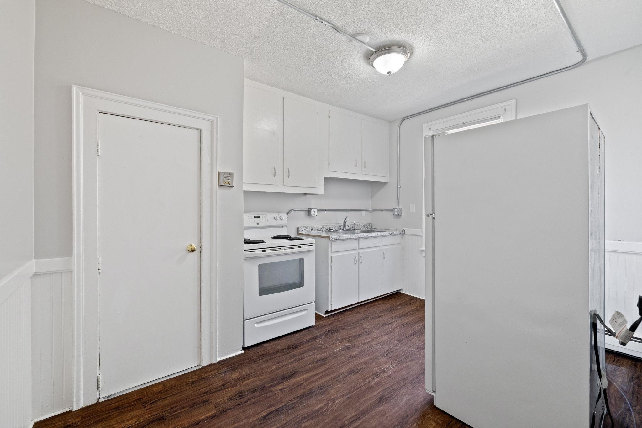 524 Sunapee Street Property Photo 10