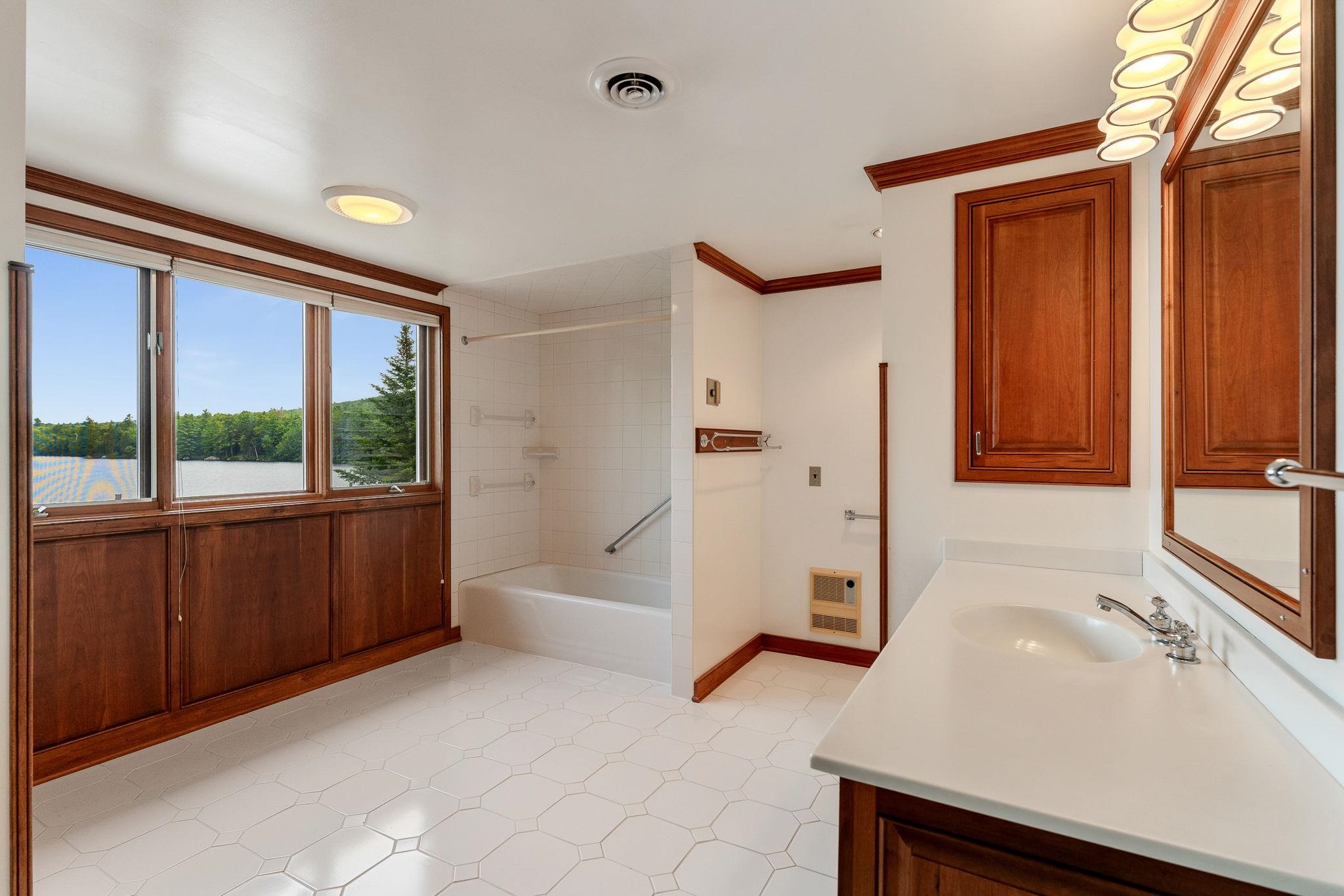 508 Lakeside Drive Property Photo 31