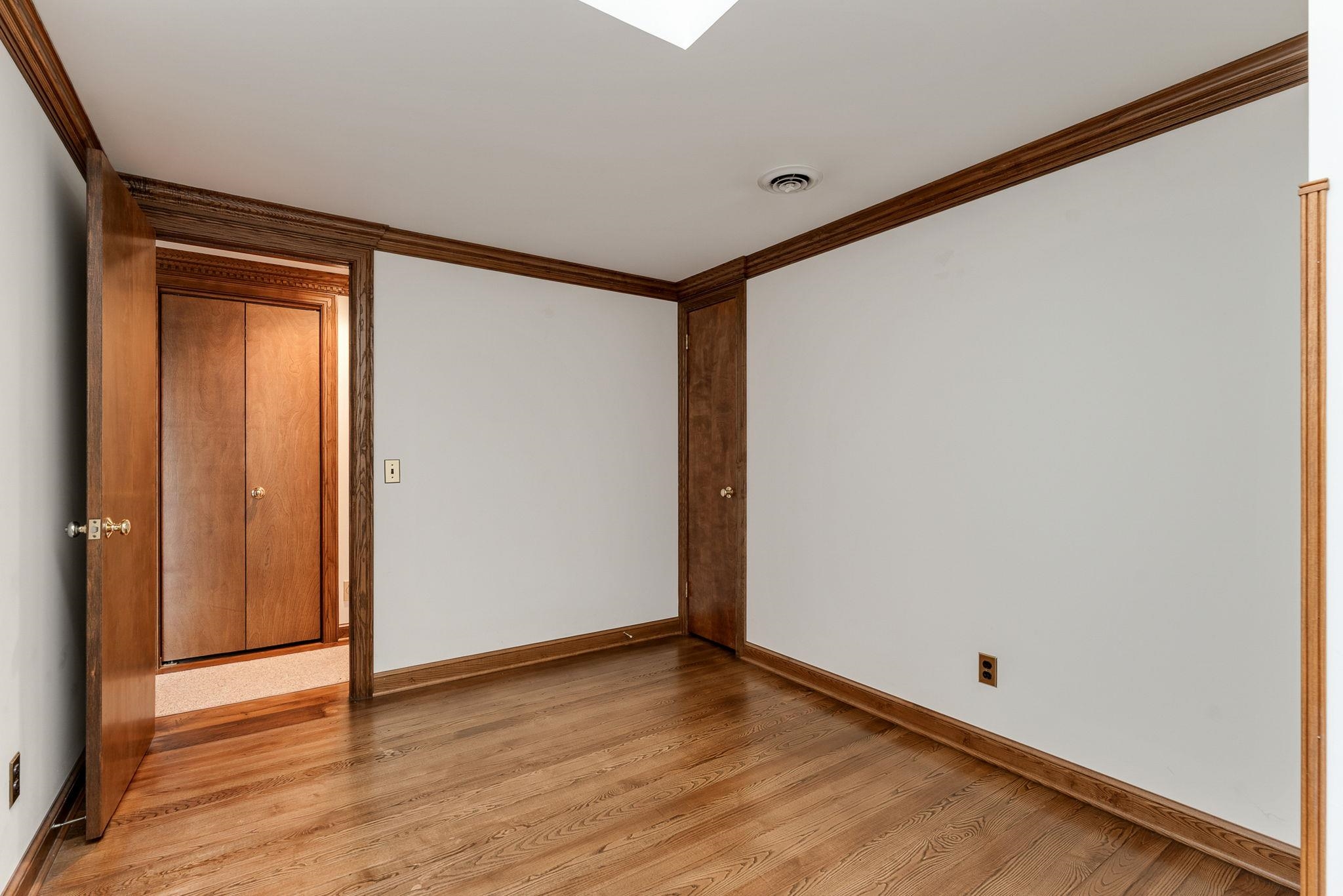 508 Lakeside Drive Property Photo 33