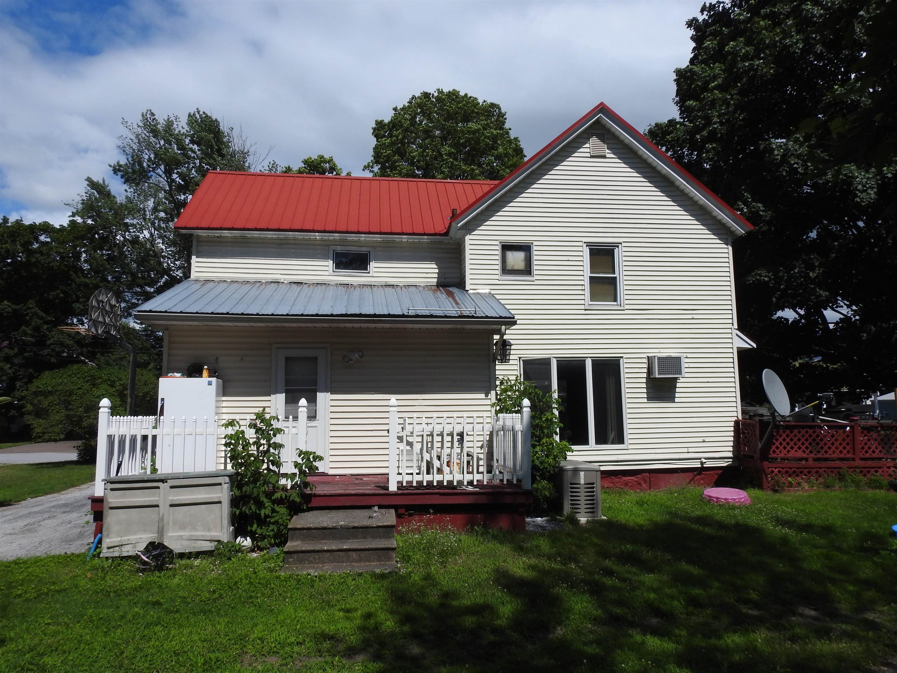 48 Greenwich Street Property Photo 3