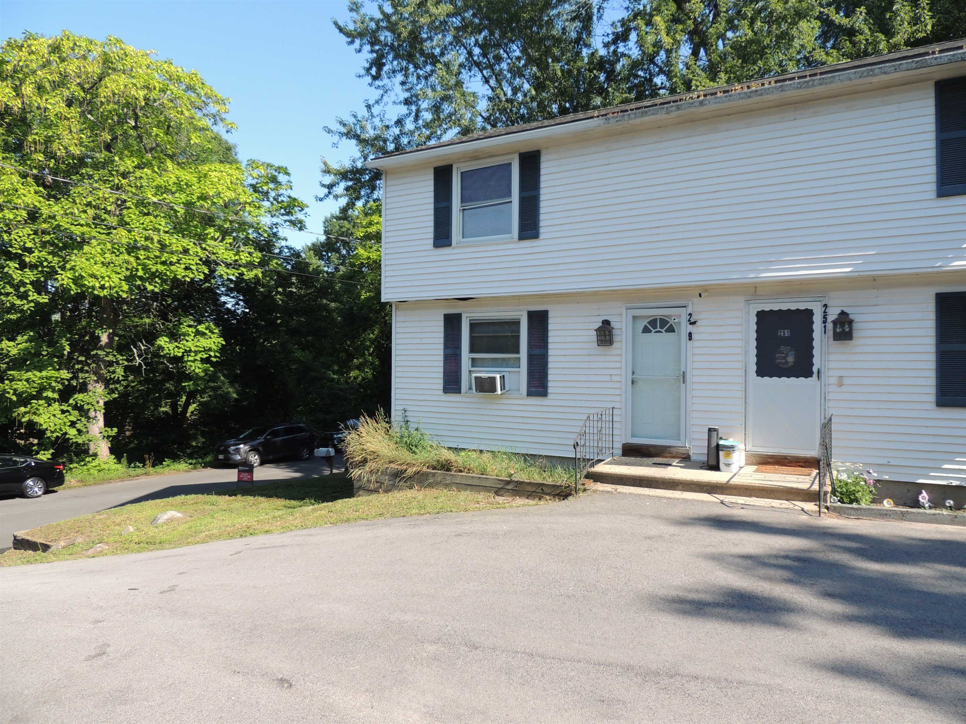 249 Dunbar Street Property Photo 1