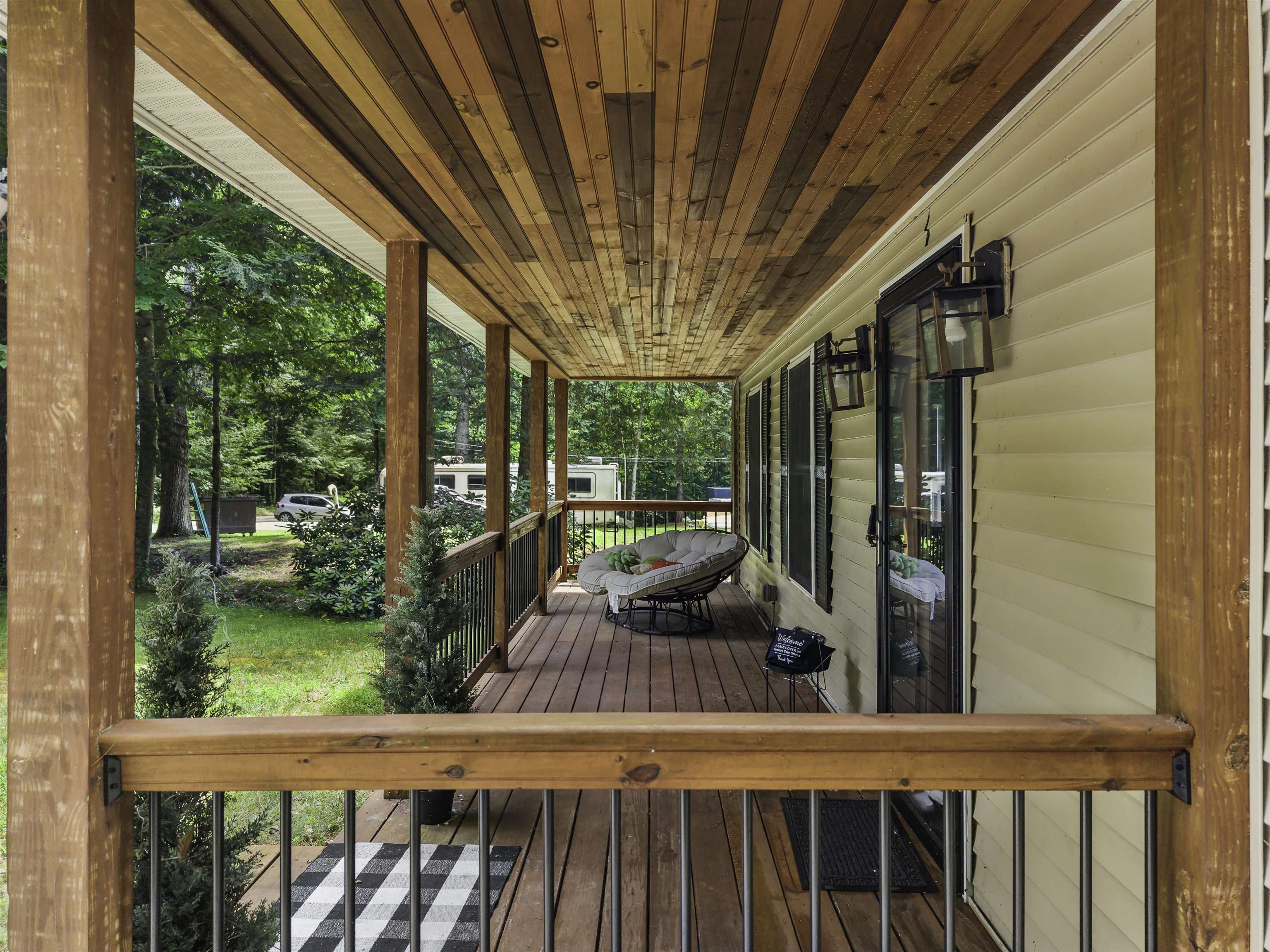 25 Raccoon Alley Property Photo 4