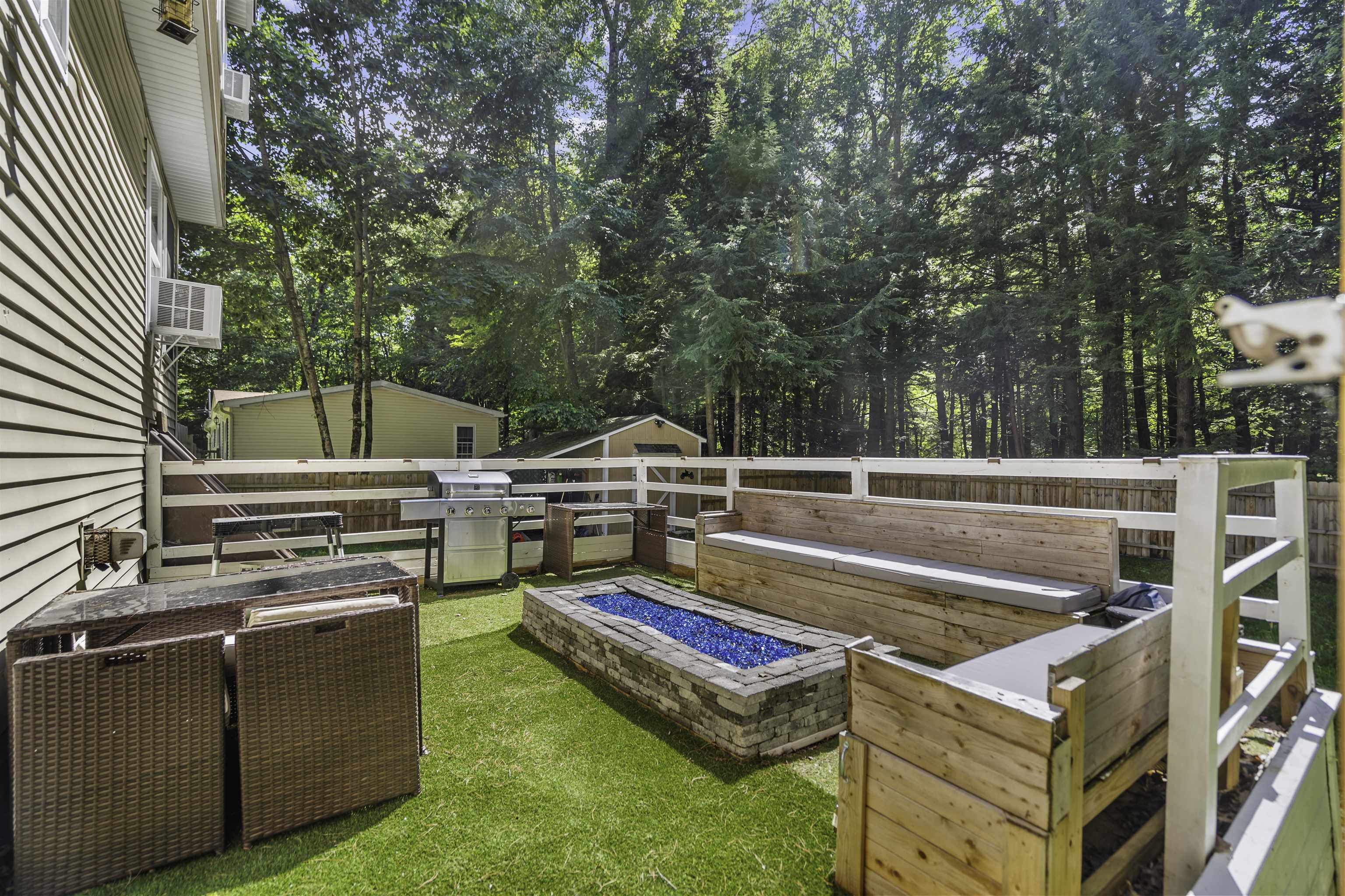 25 Raccoon Alley Property Photo 27