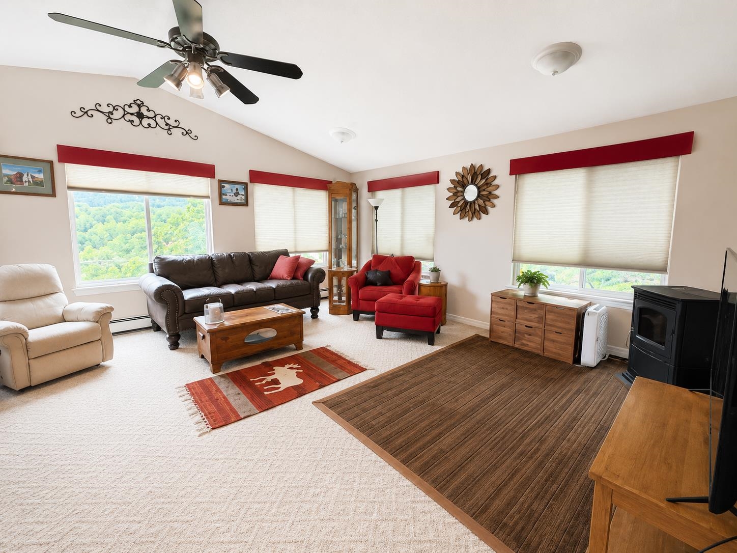 2 Nibroc Street Property Photo 14