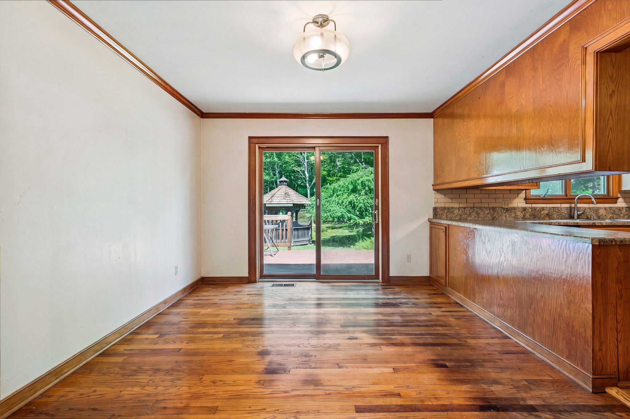 72 Ledge Drive Property Photo 8