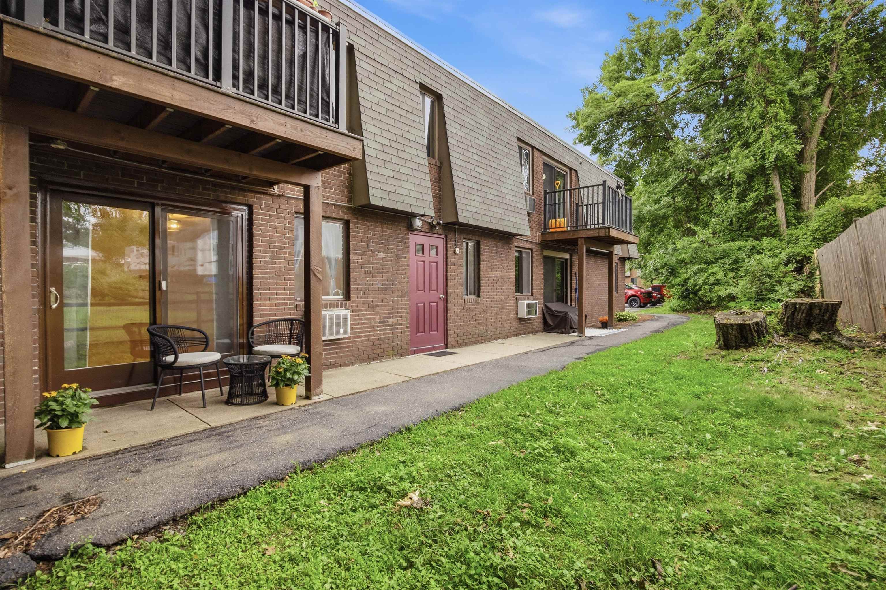 56 Robert Court Property Photo 1
