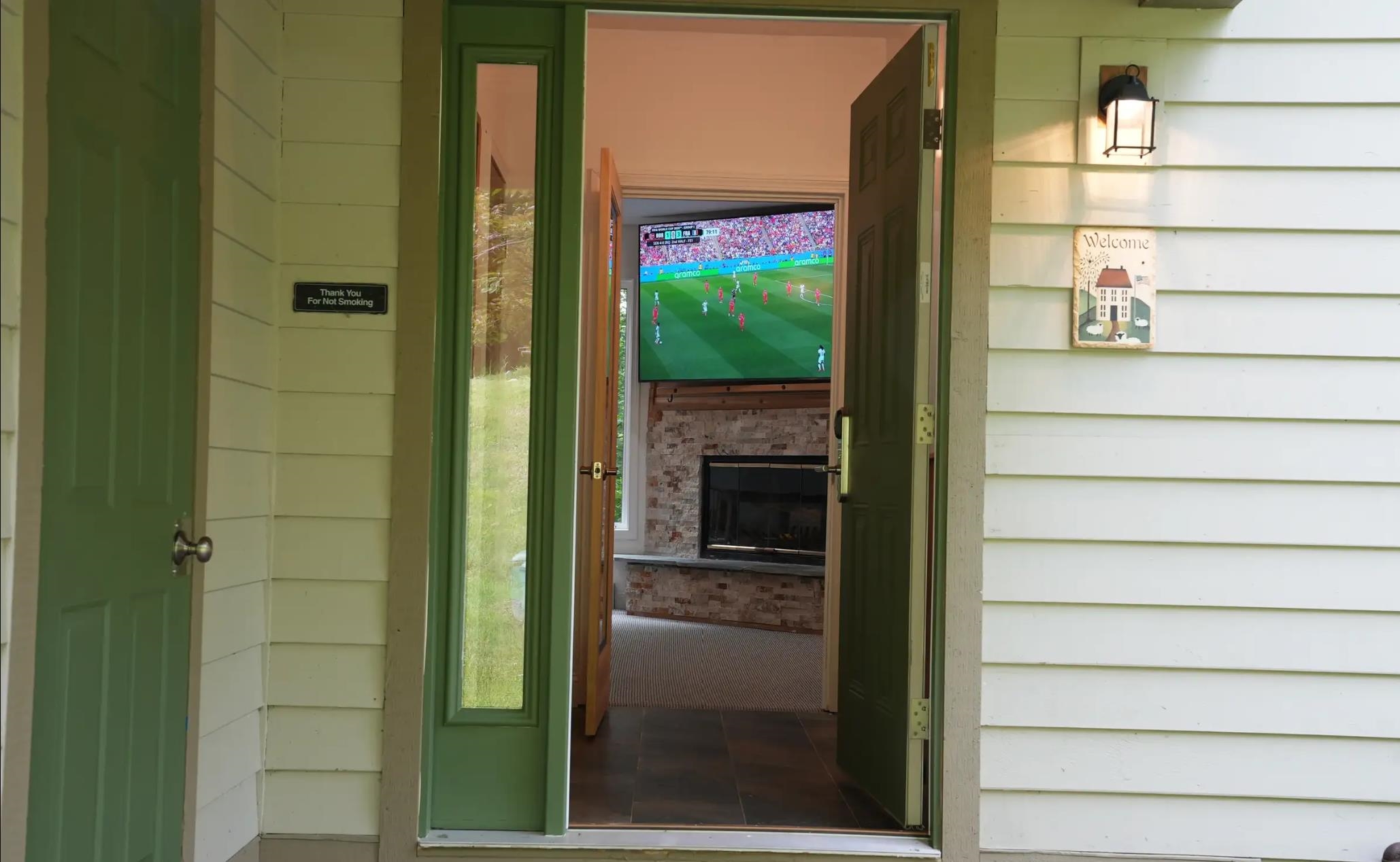 169 Willows Hill Drive Property Photo 3