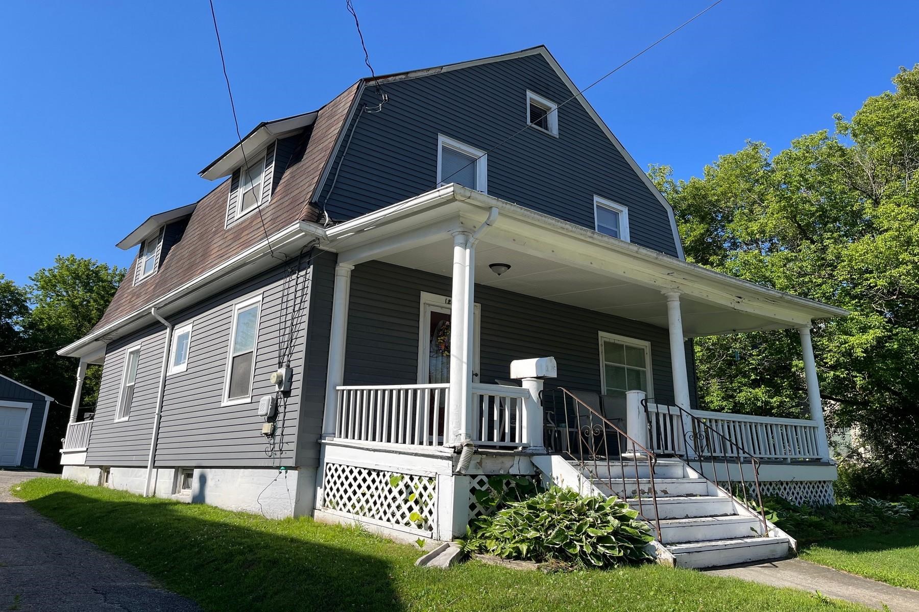 126 Crescent Street Property Photo 2