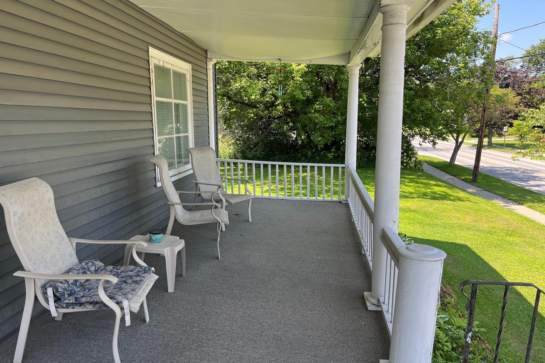 126 Crescent Street Property Photo 4