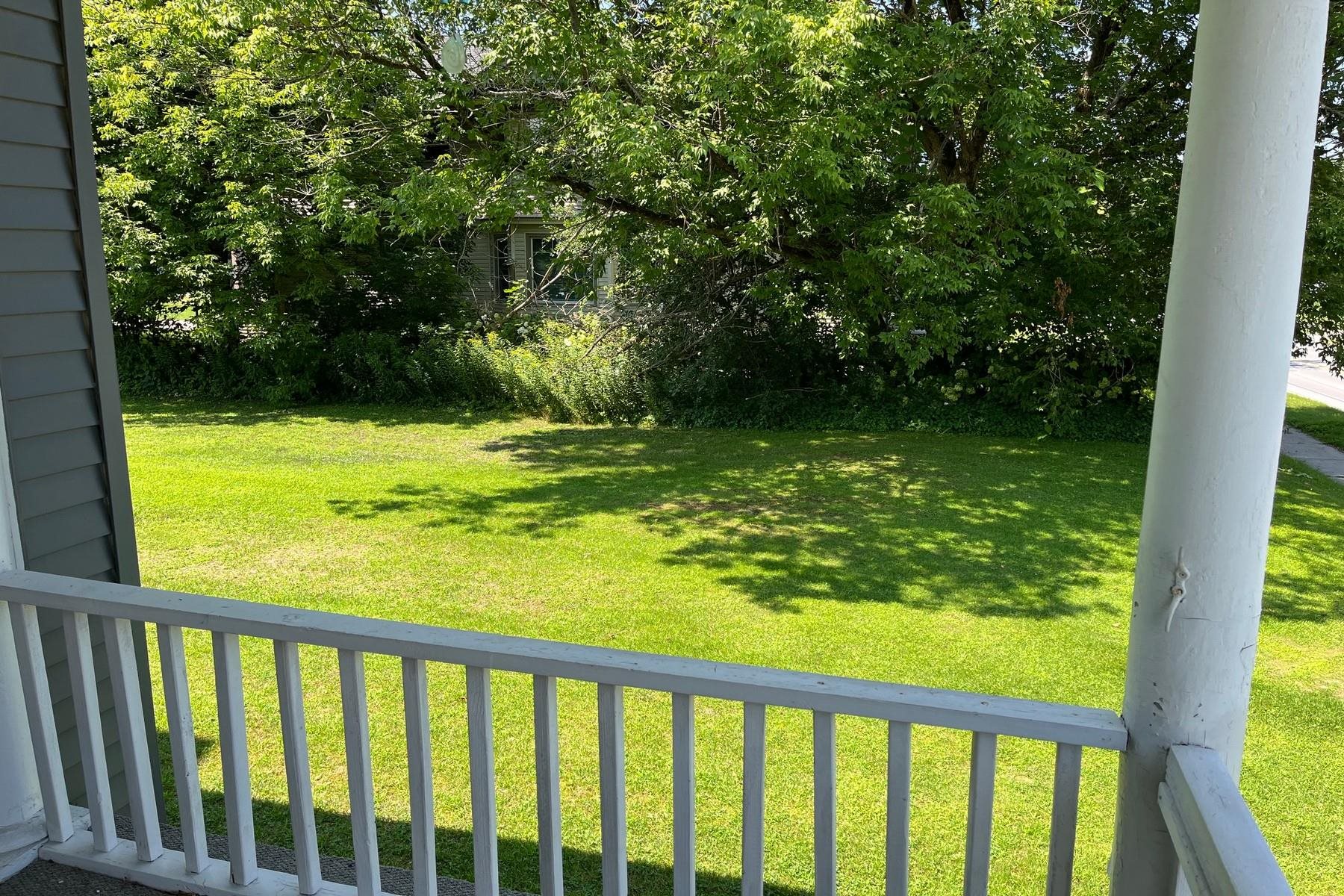 126 Crescent Street Property Photo 6
