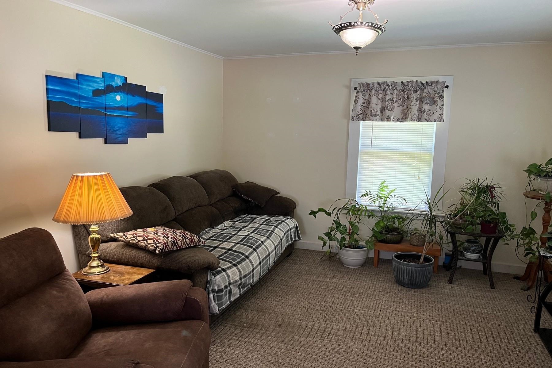 126 Crescent Street Property Photo 44