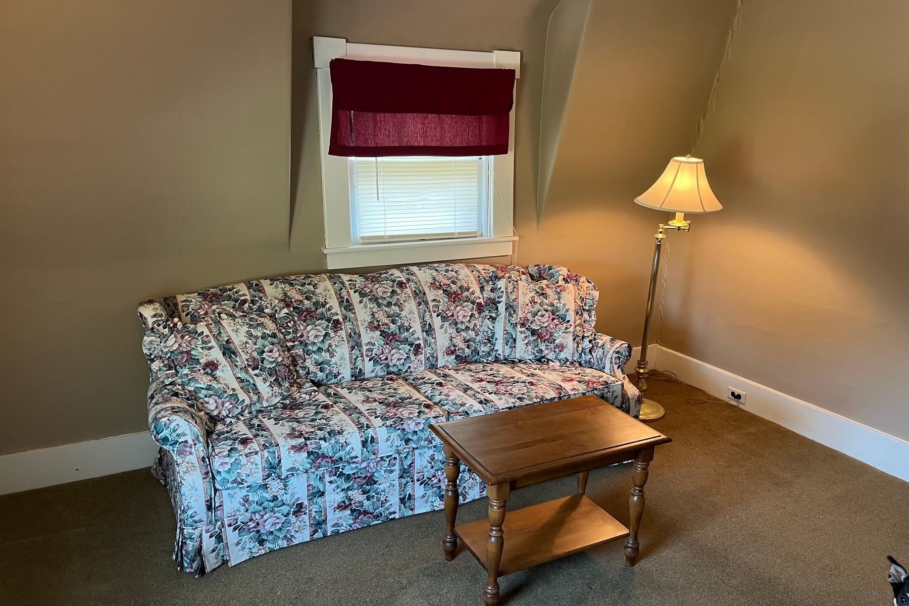 126 Crescent Street Property Photo 48