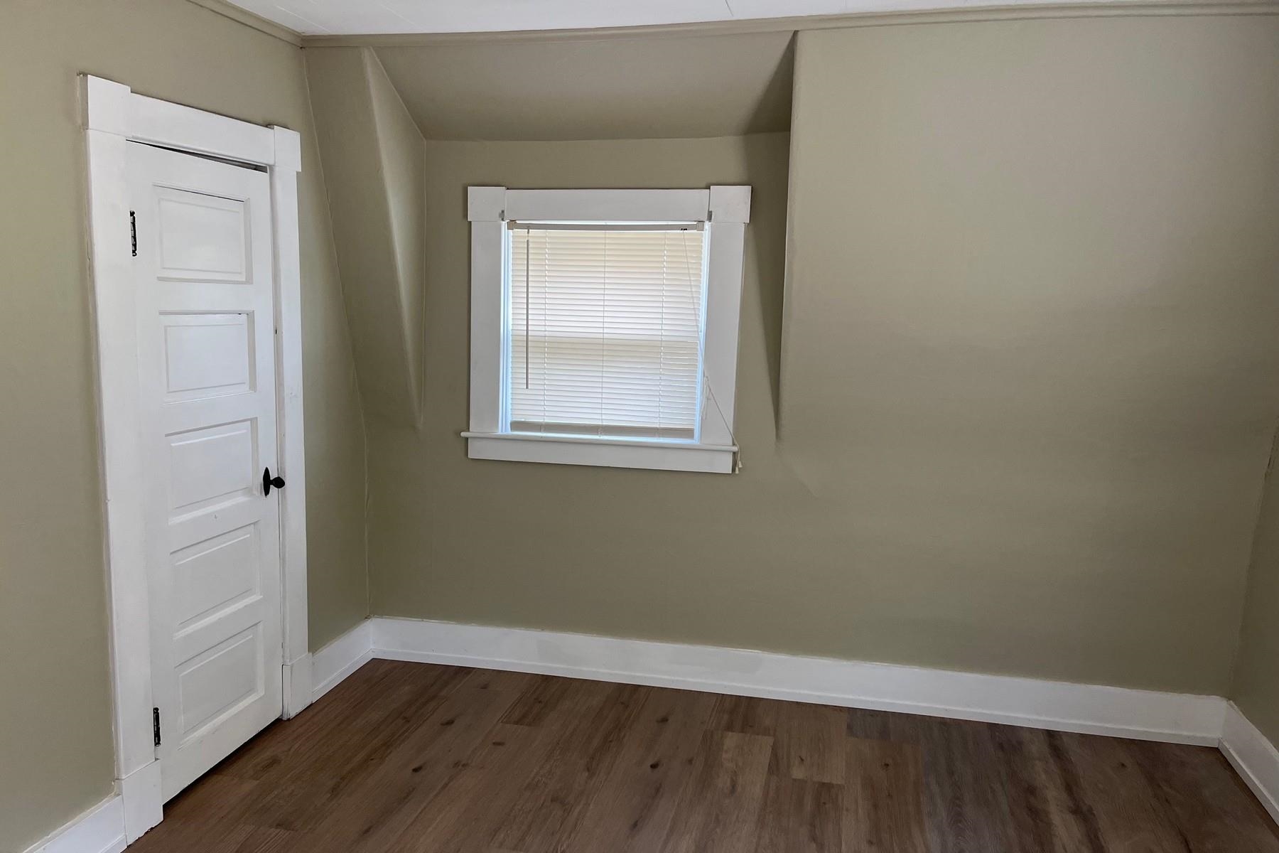 126 Crescent Street Property Photo 52