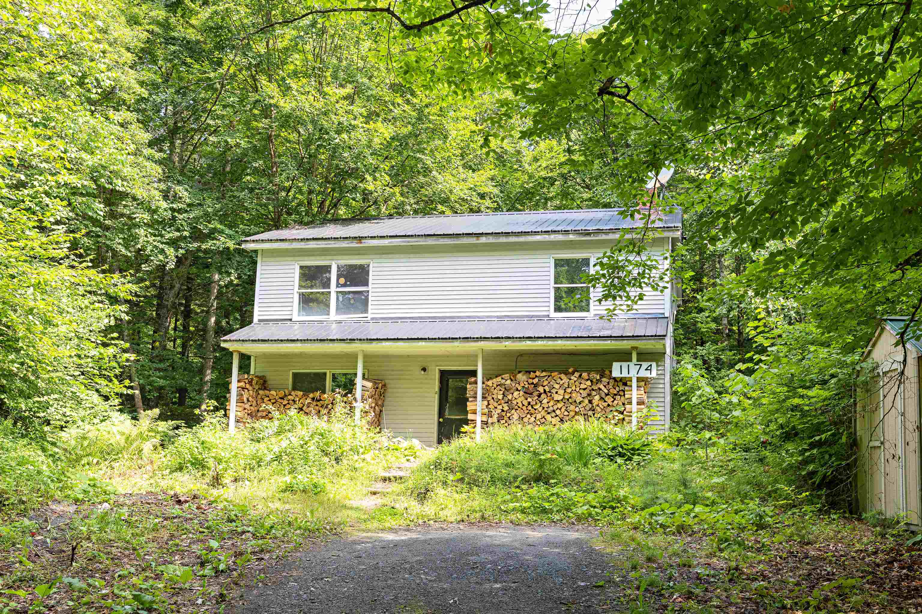 1174 Kidder Road Property Photo 1