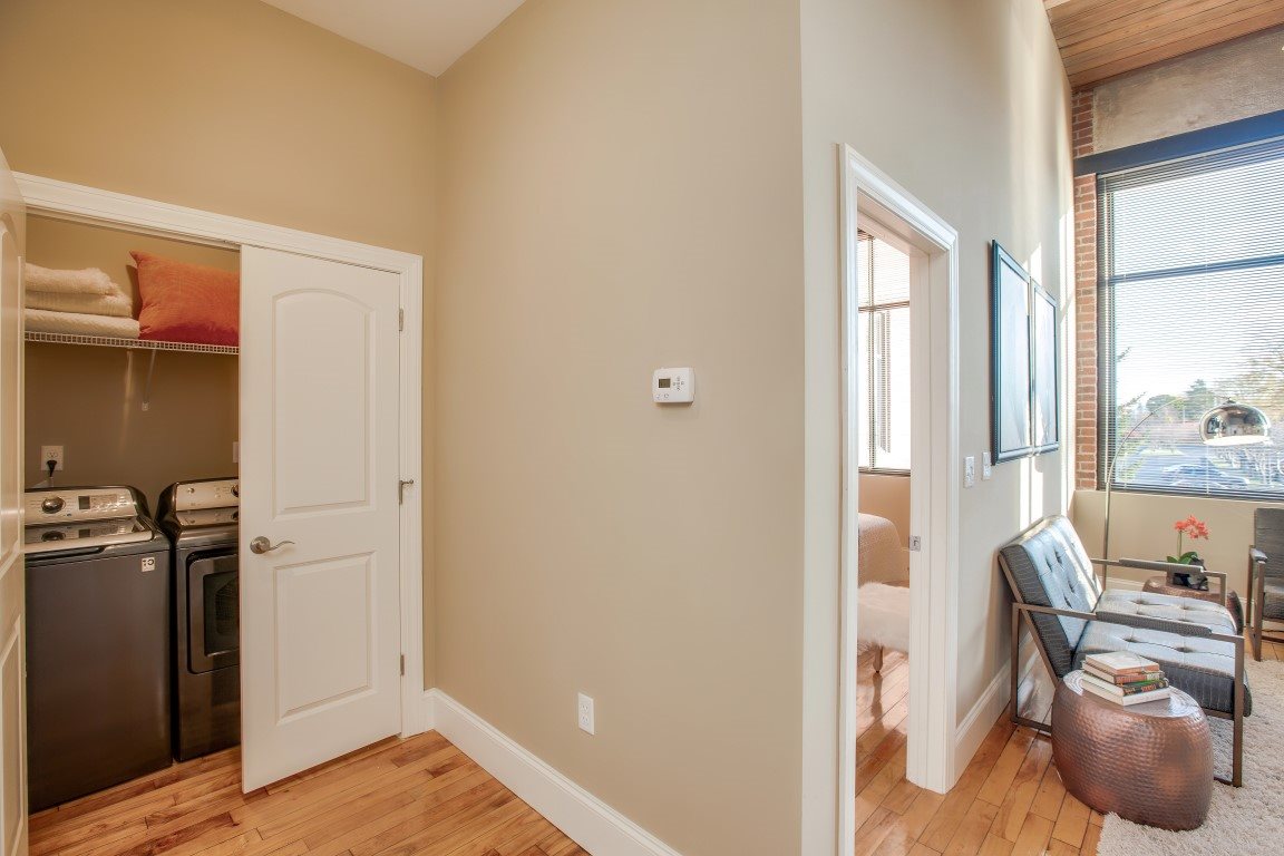 222 West Street Property Photo 17