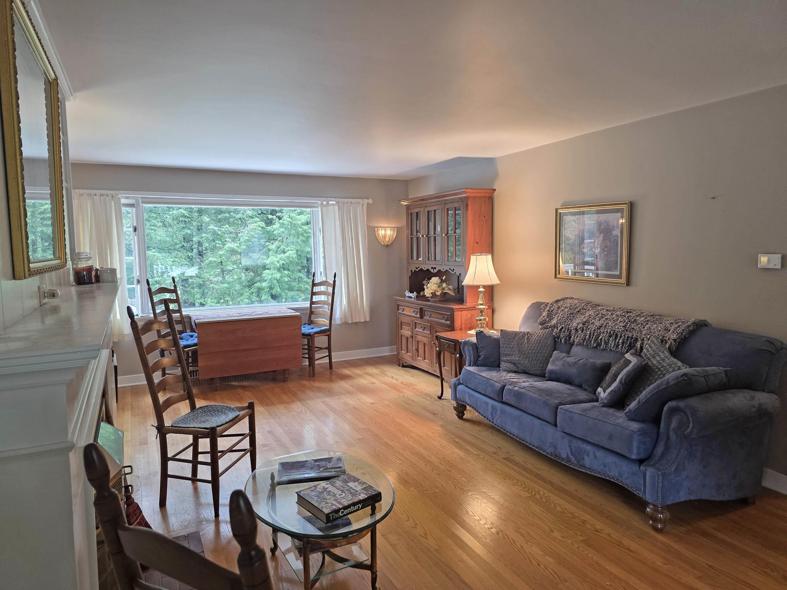 72 Green Meadow Property Photo 10