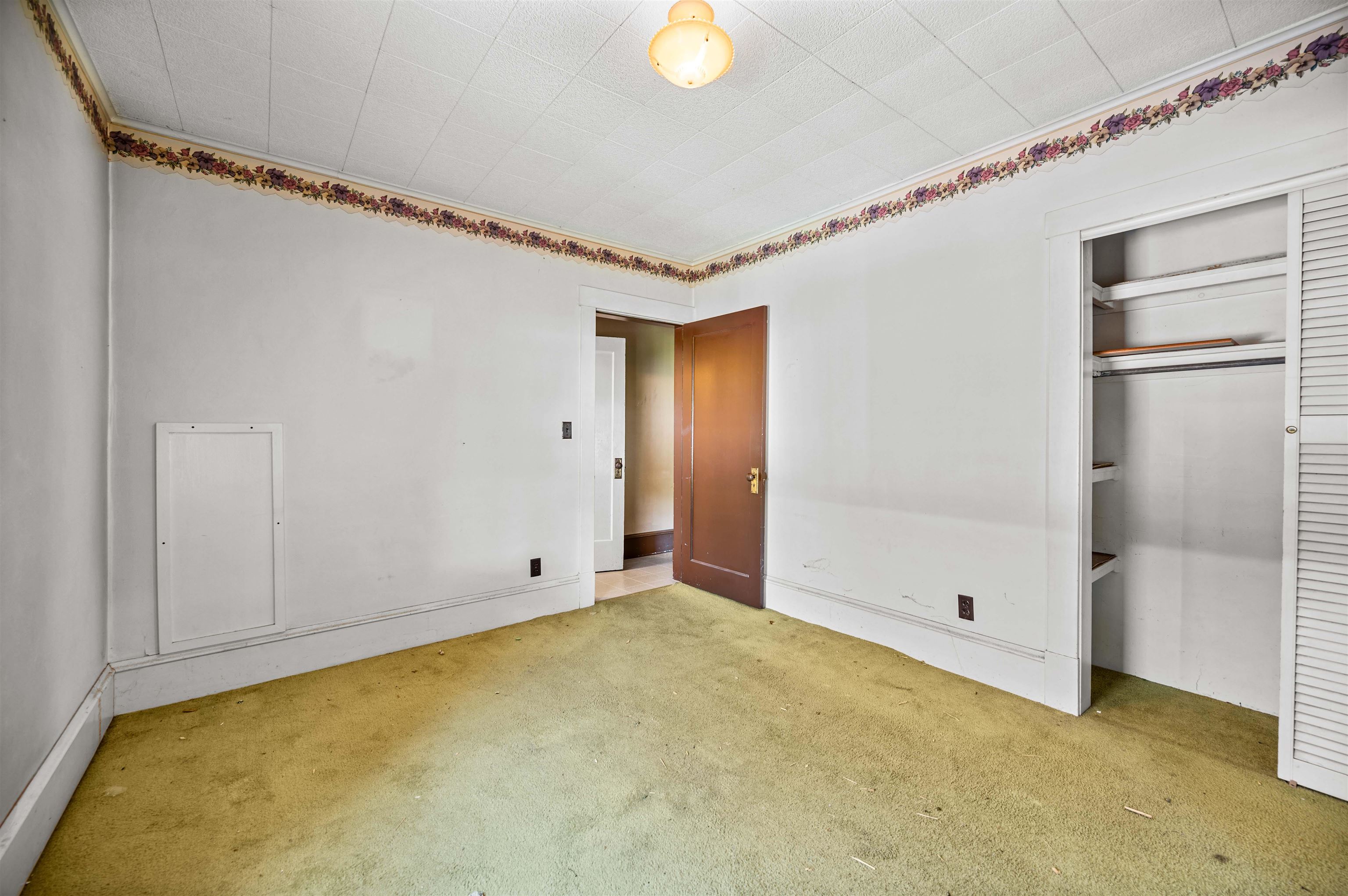 267 South Main Street Property Photo 23
