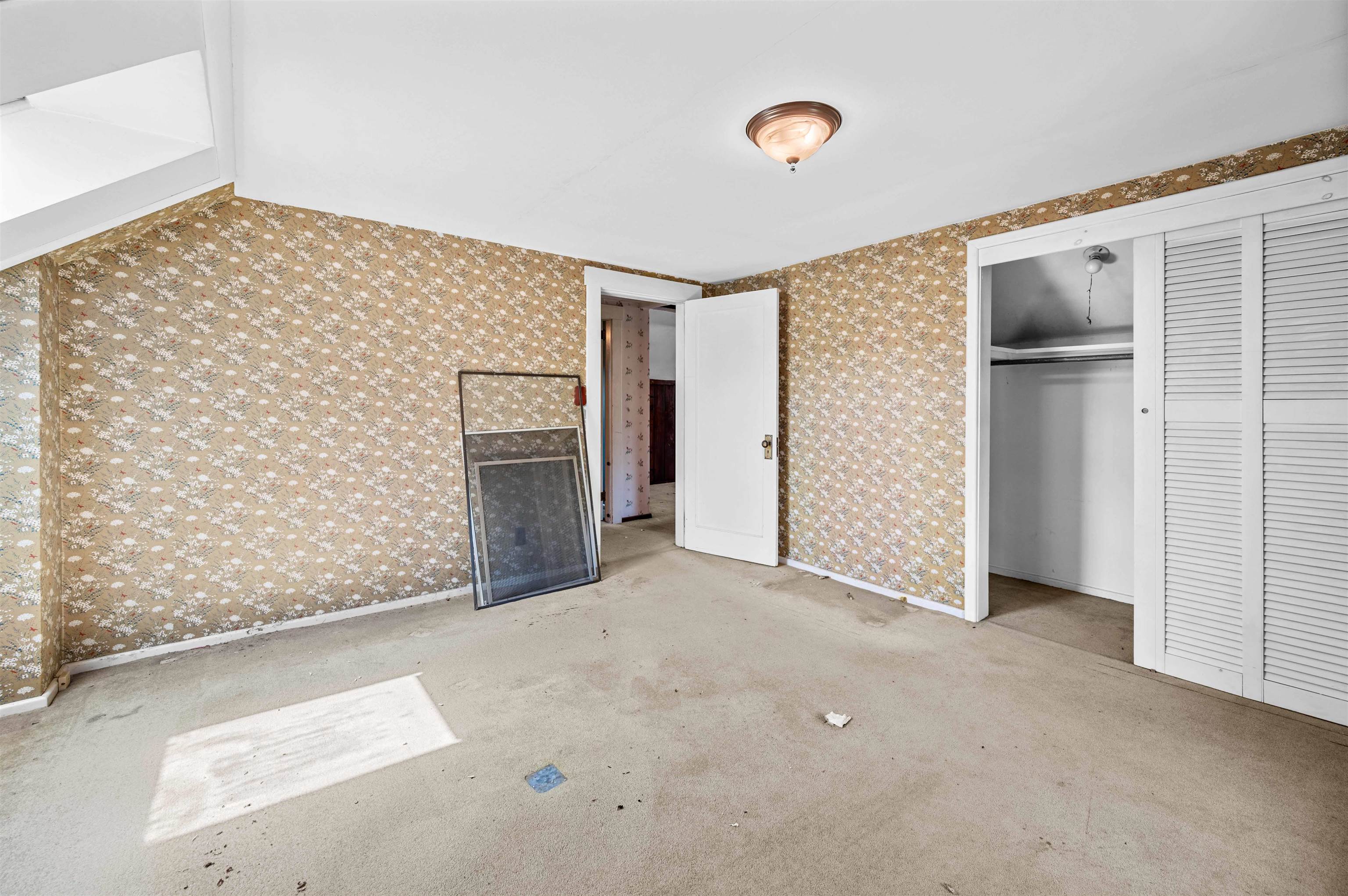 267 South Main Street Property Photo 31