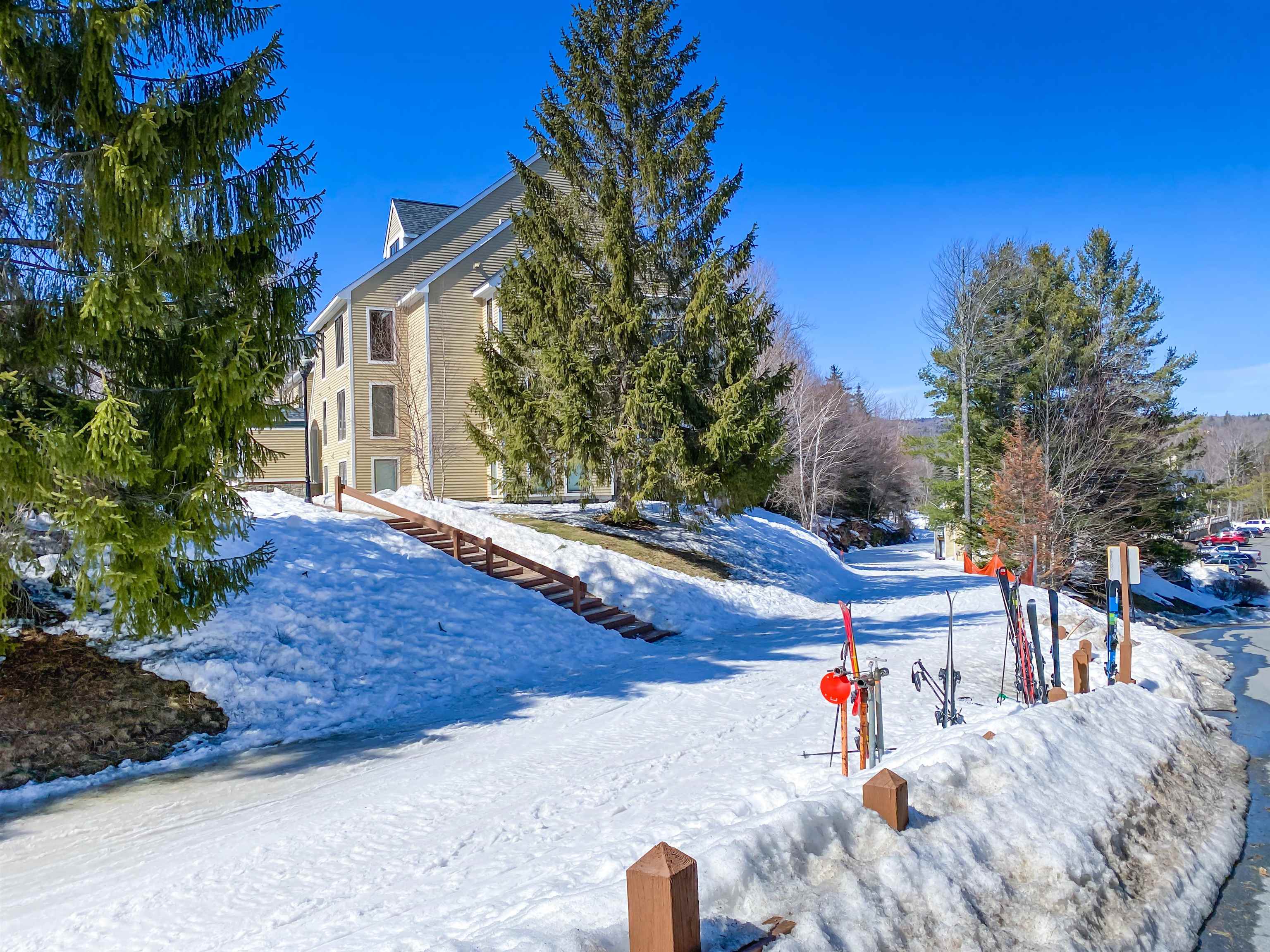 8C Trailside Village Way Property Photo 1