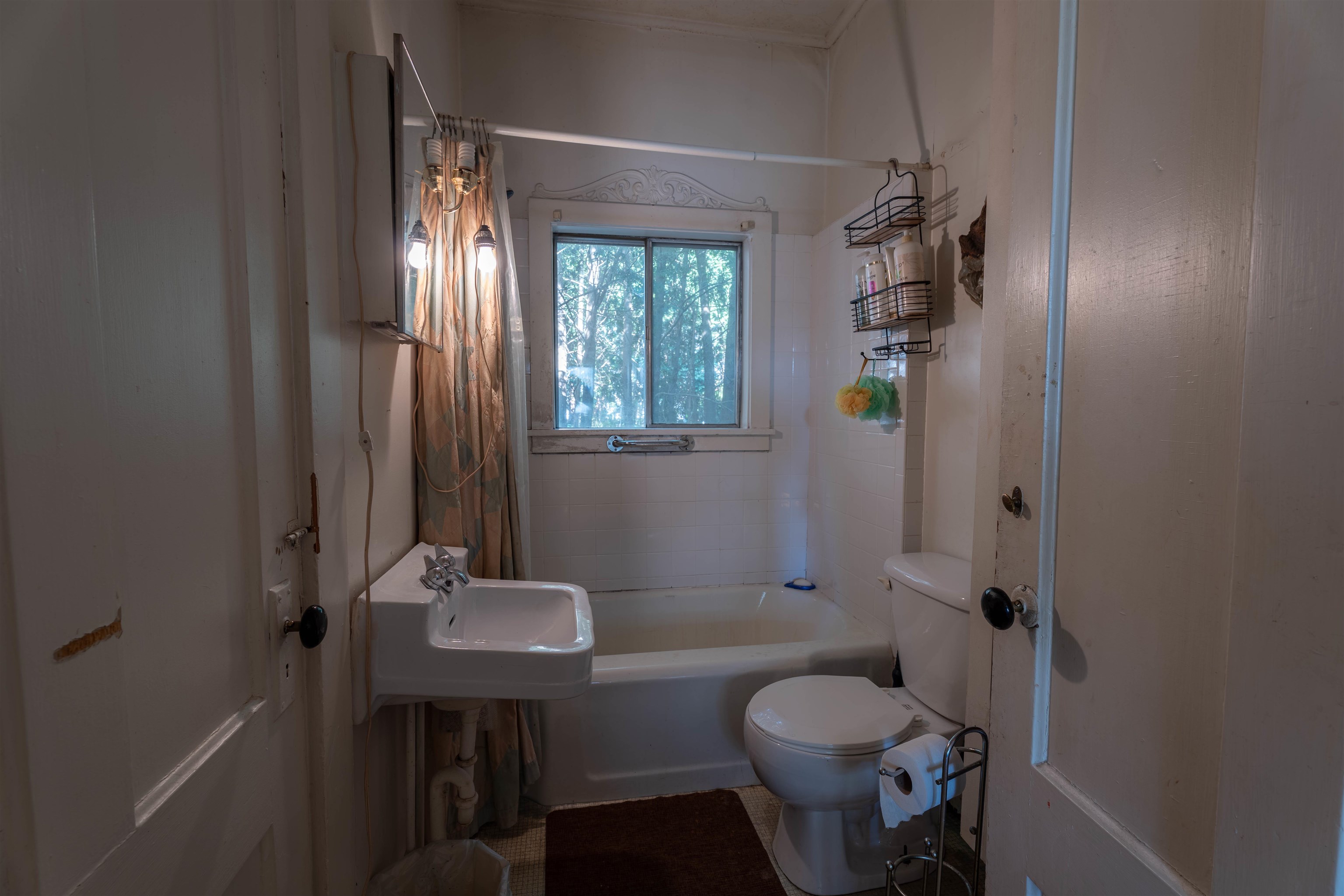 99 Center Street Property Photo 15