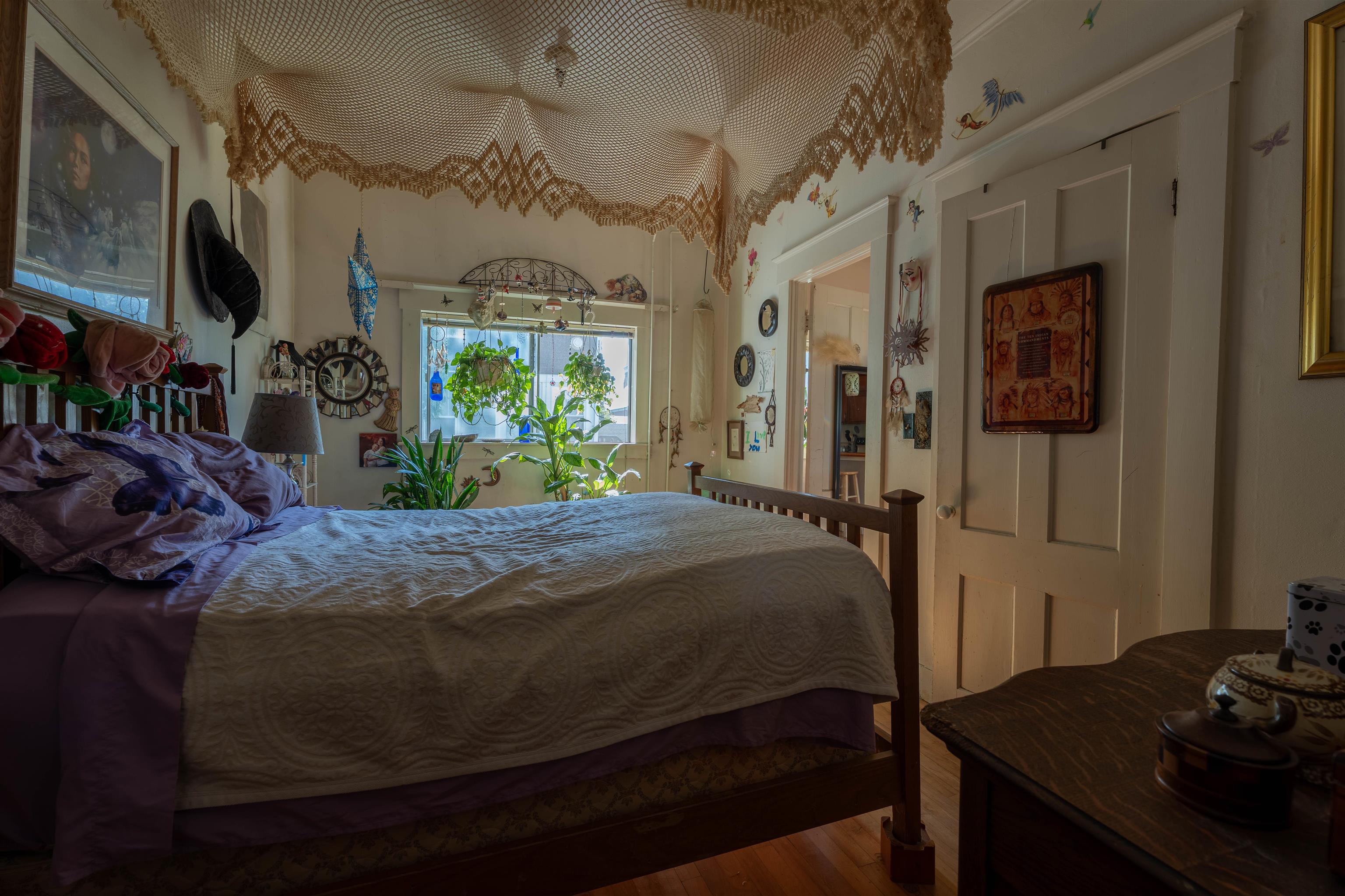 99 Center Street Property Photo 16