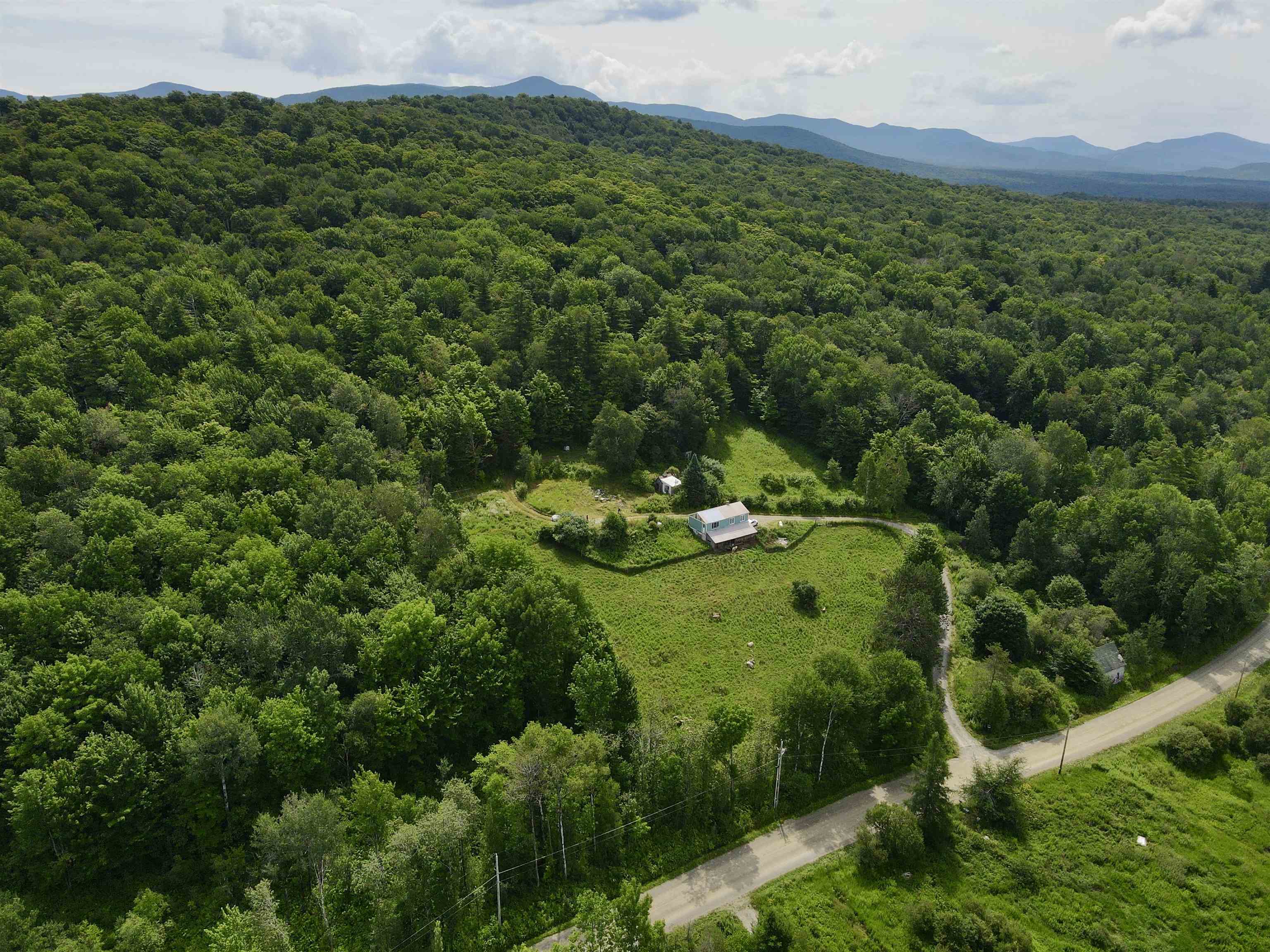 3625 Ripton Road Property Photo 12