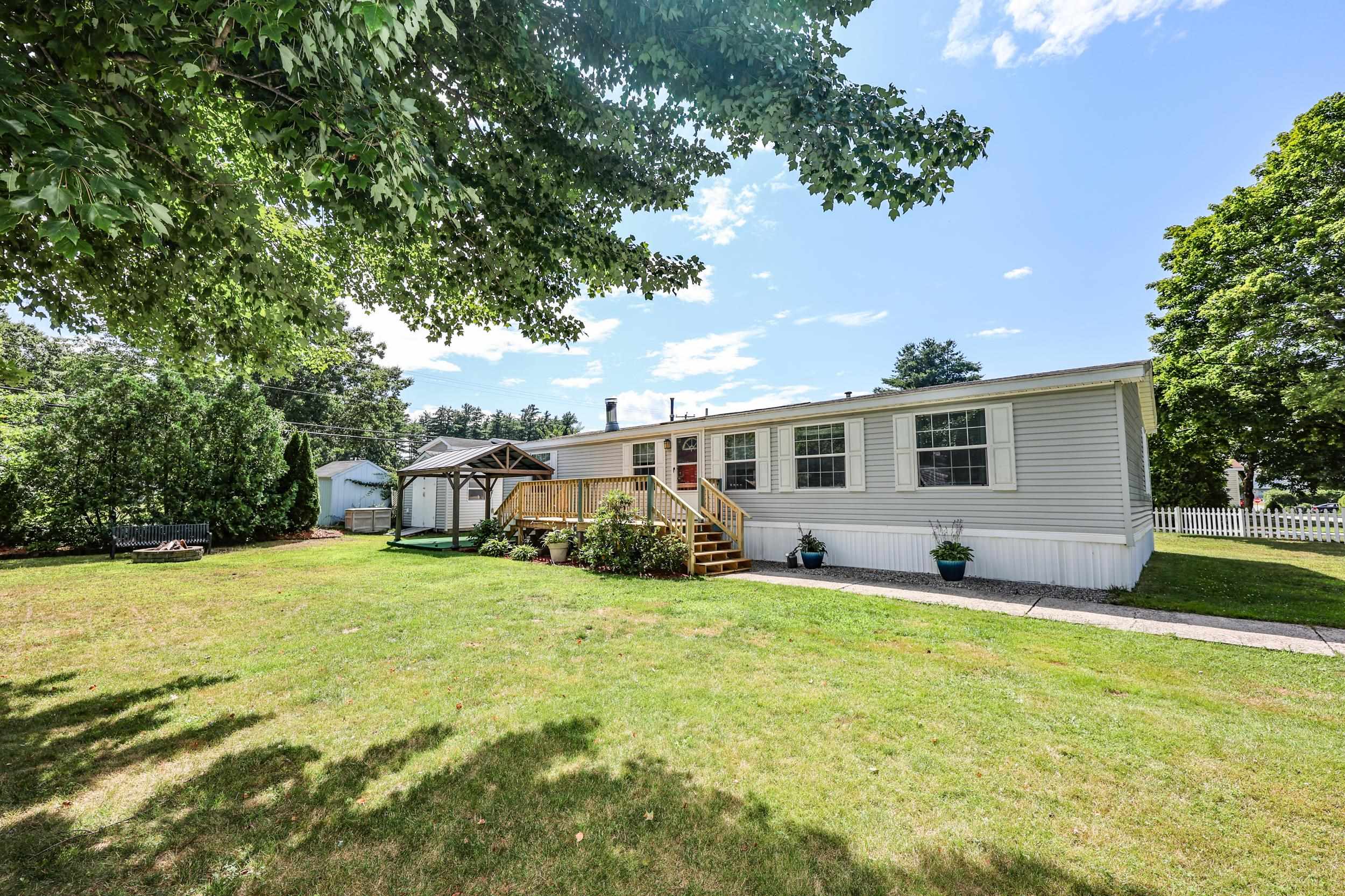 75 Pine Tree Terrace Property Photo 1
