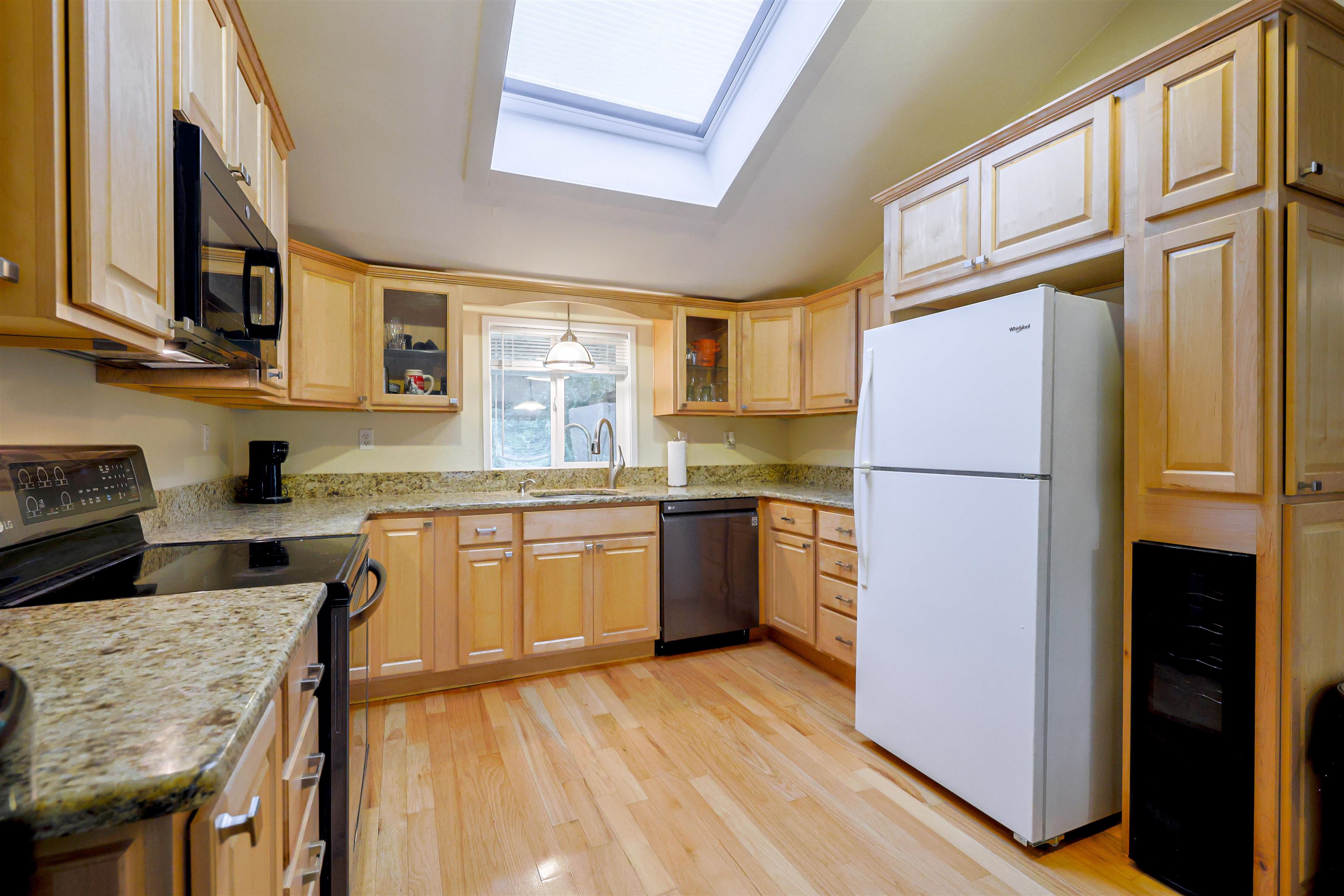 9 Ice House Lane Property Photo 2