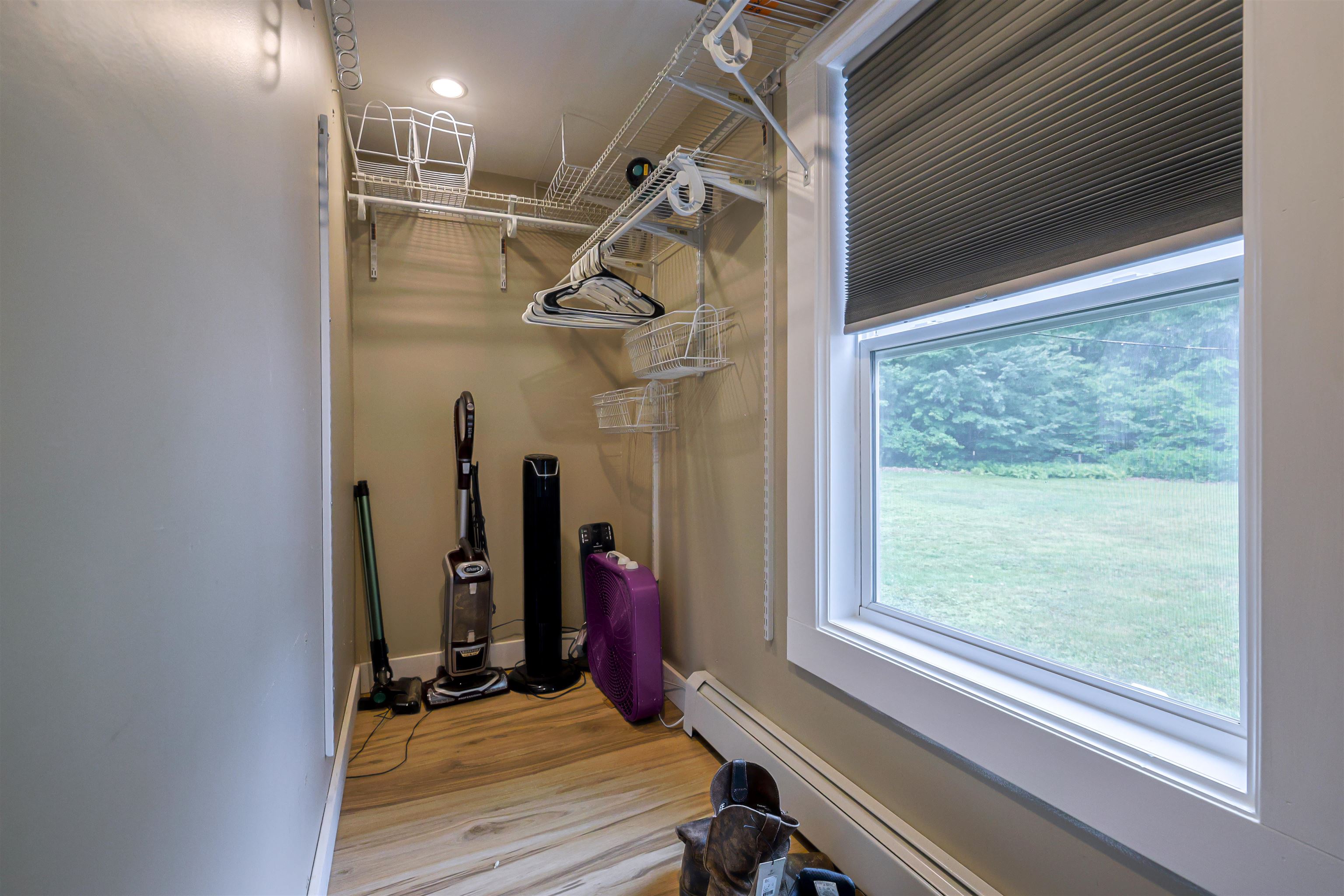 9 Ice House Lane Property Photo 15