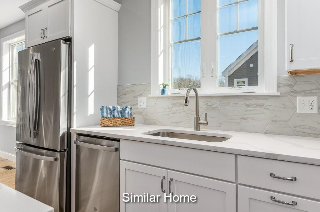 Unit 35 Summerwind Place Property Photo 7
