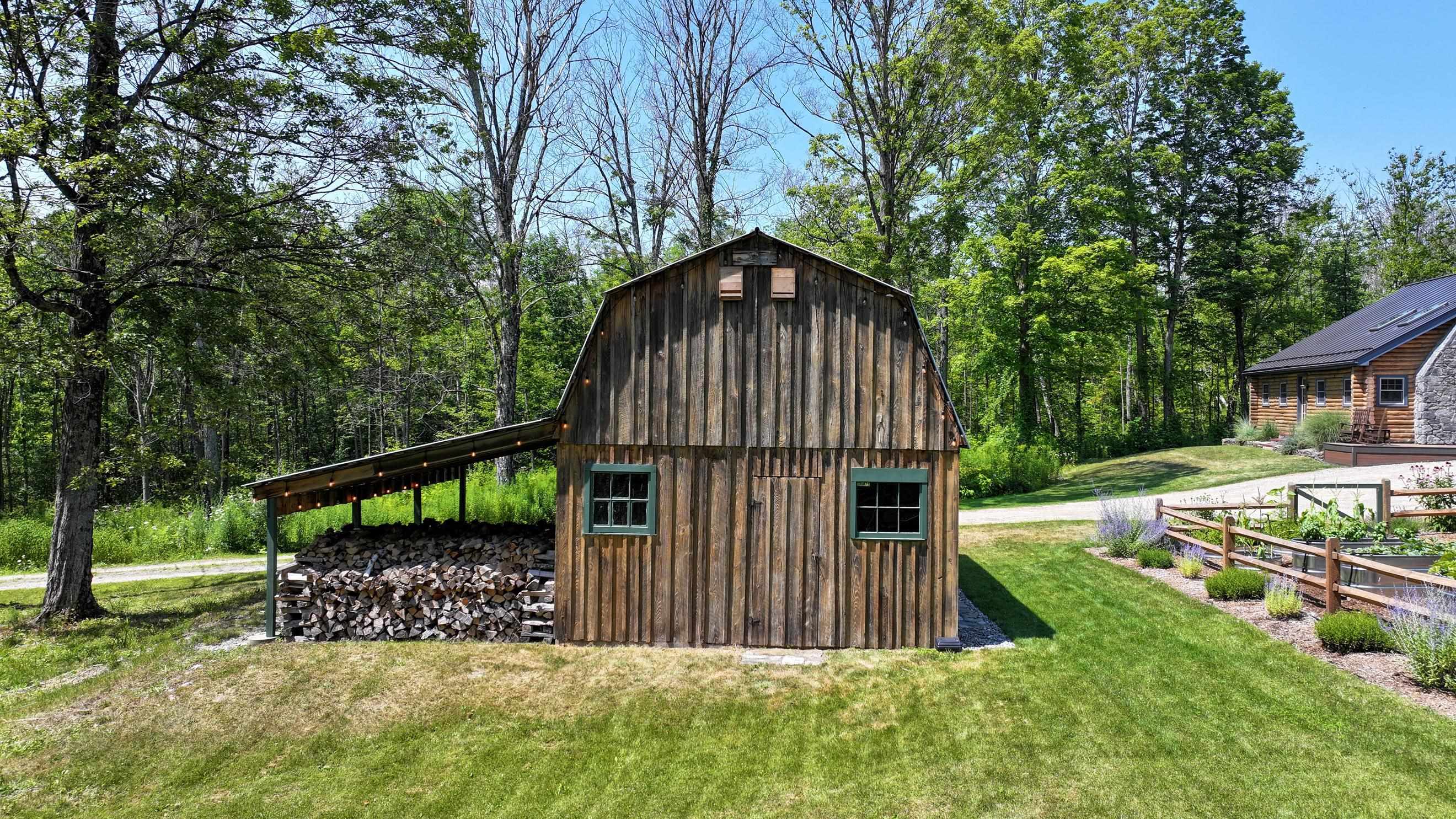 547 Cobble Road Property Photo 7