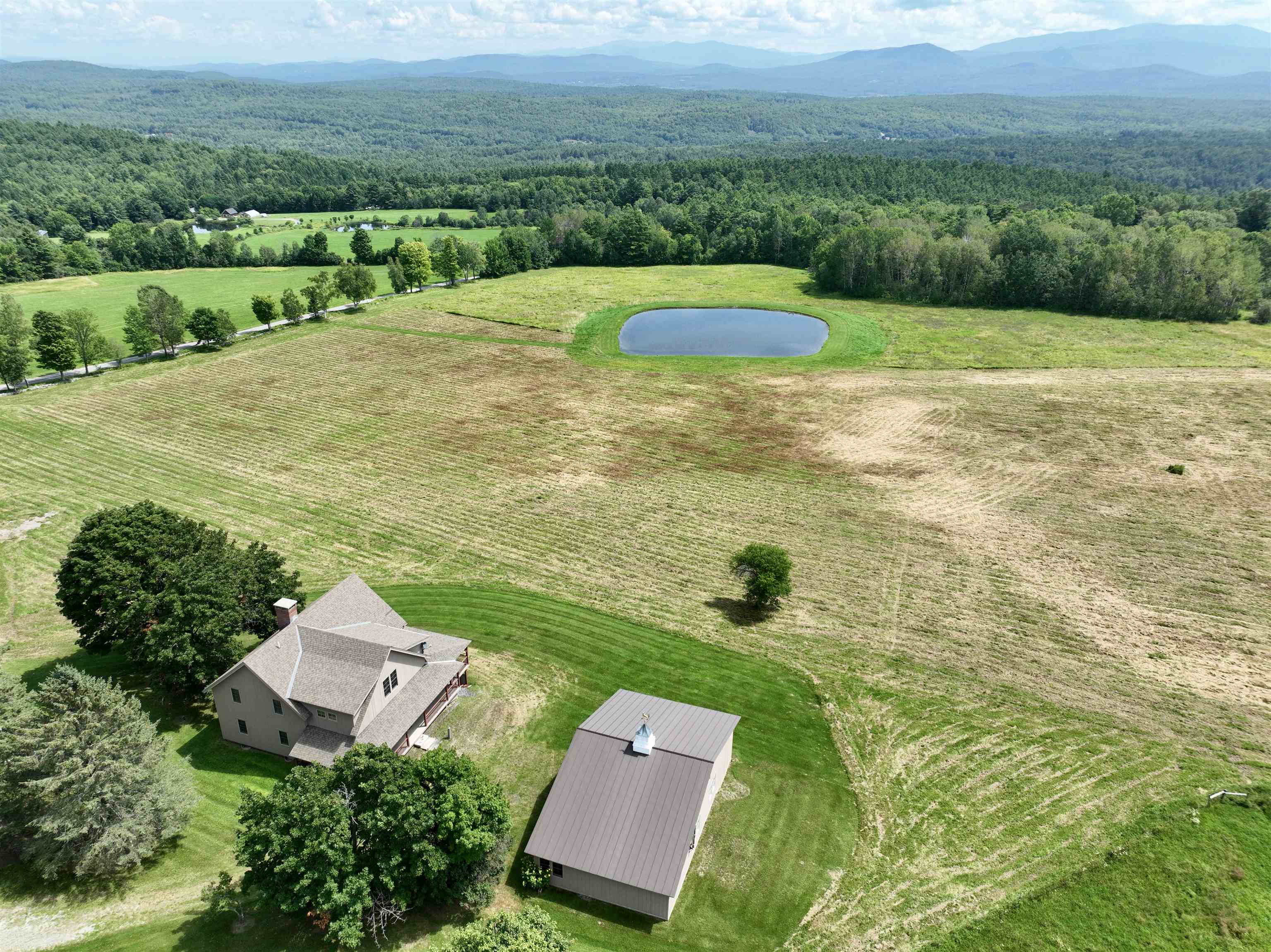 327 Brock Hill Road Property Photo 3