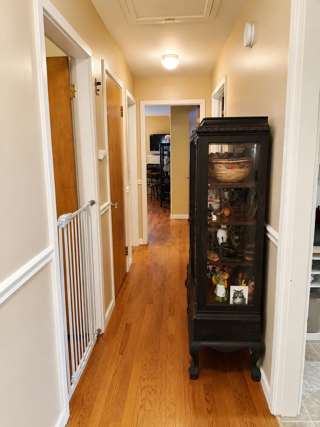 54 Commonwealth Avenue Property Photo 5