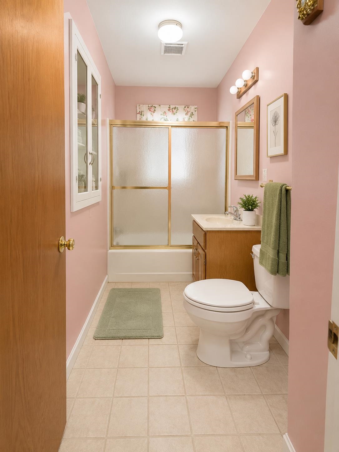 54 Commonwealth Avenue Property Photo 9