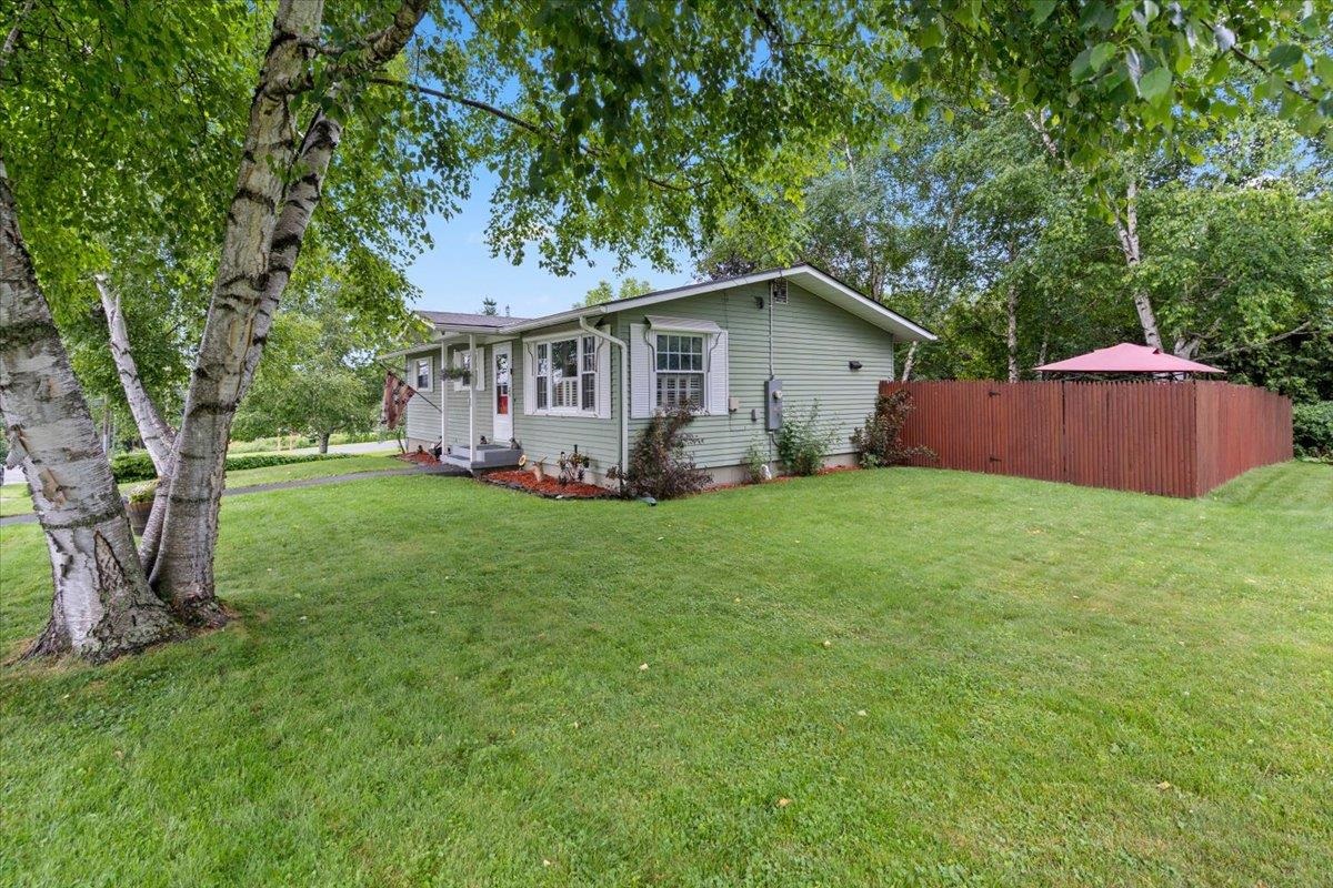 4 Westwood Parkway Property Photo 2