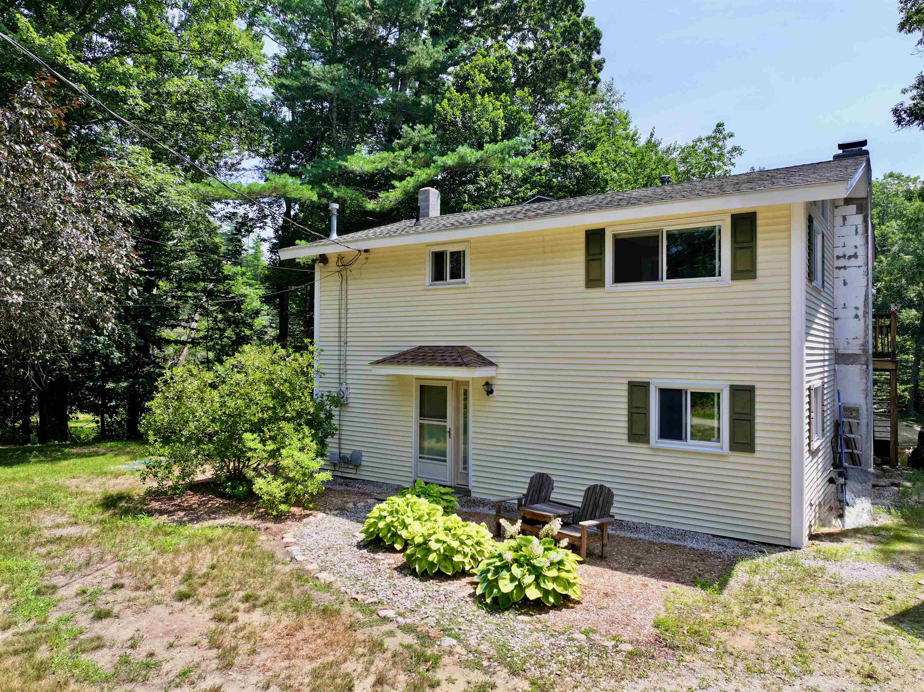 10 Belmont Drive Property Photo 2