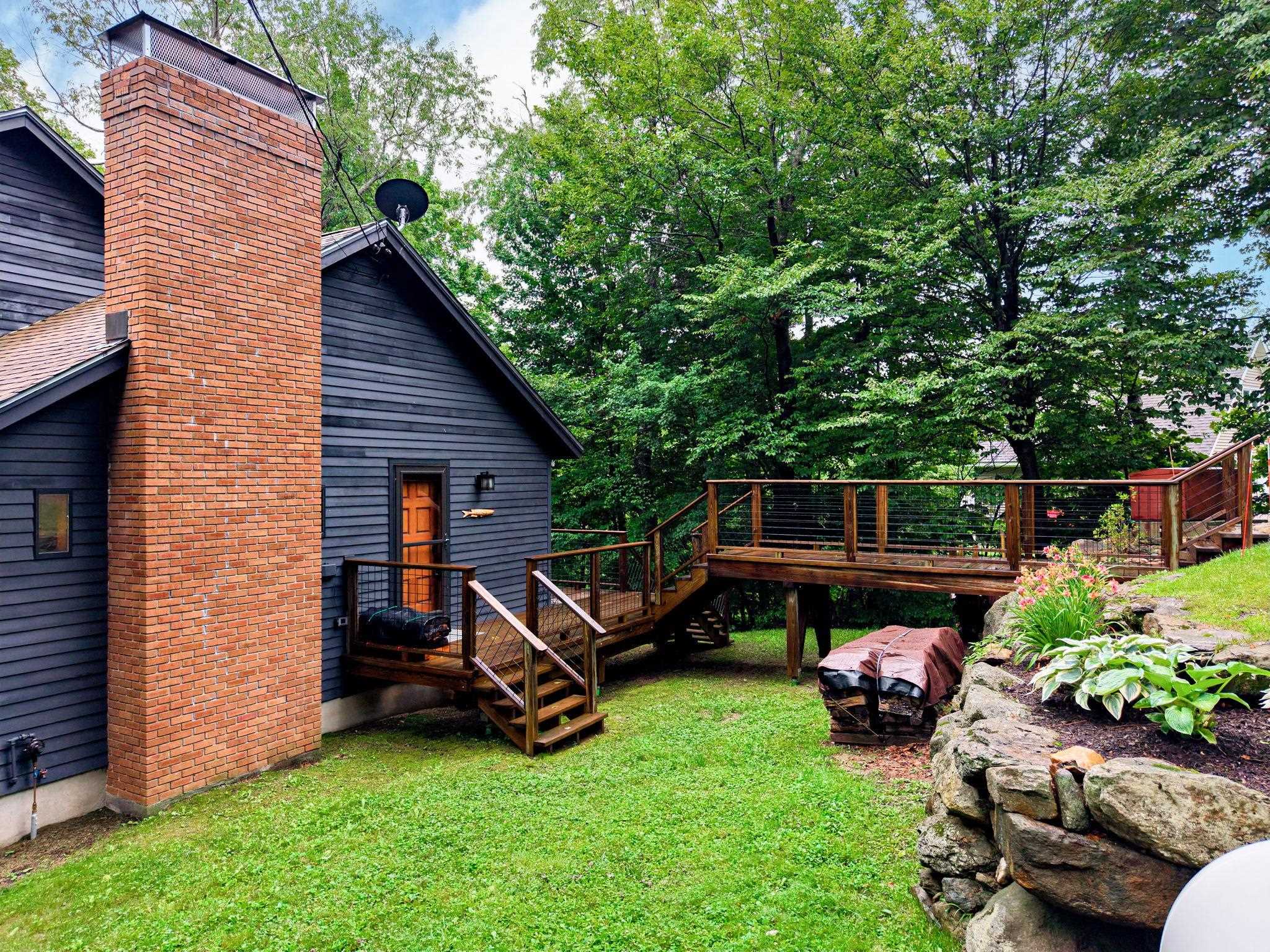 34 Rock Split Way Property Photo 2