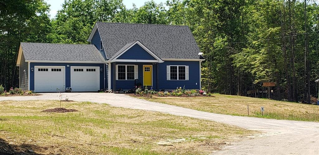 10 Asheley Avenue Property Photo 1
