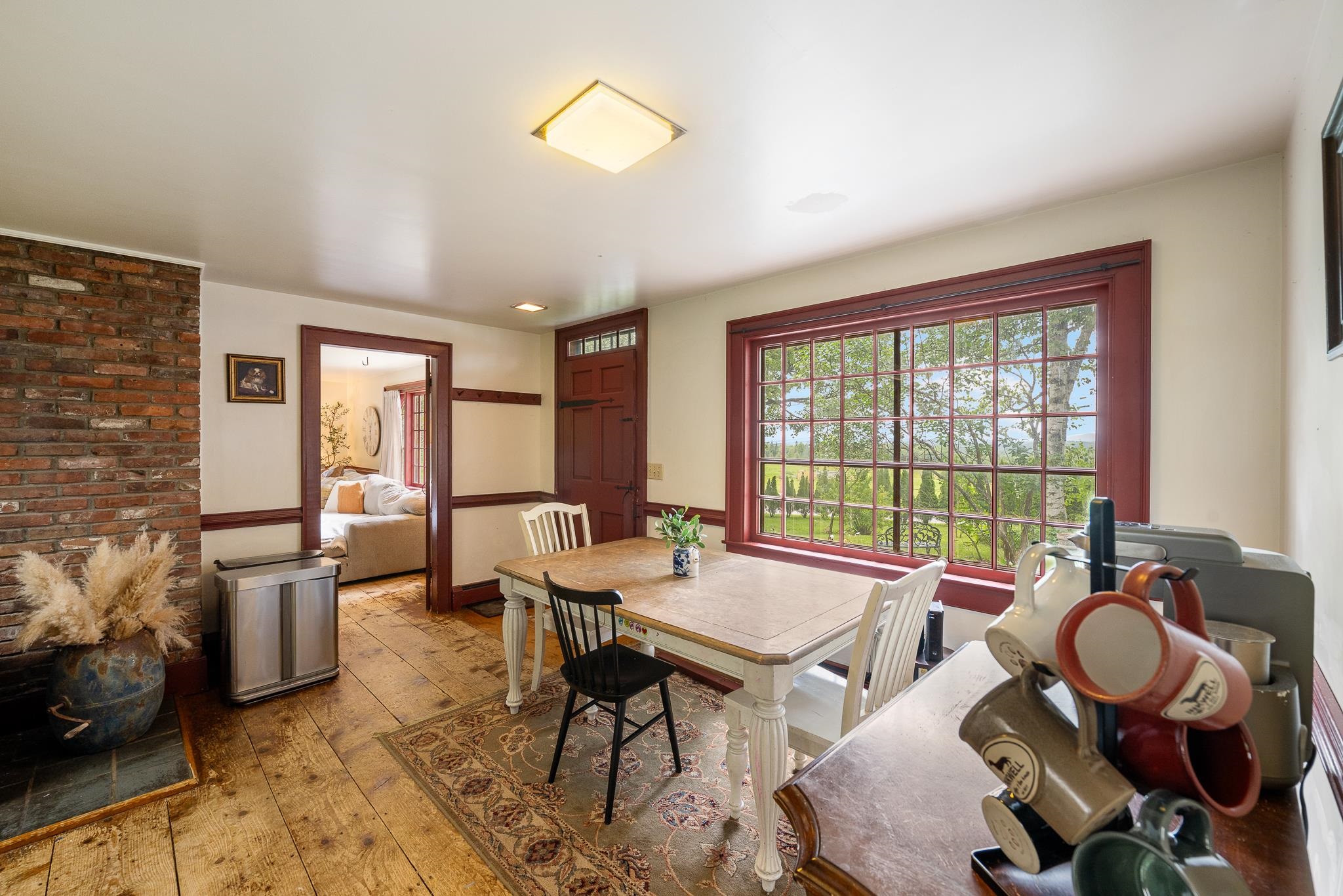 912 Us Route 2 W Property Photo 2